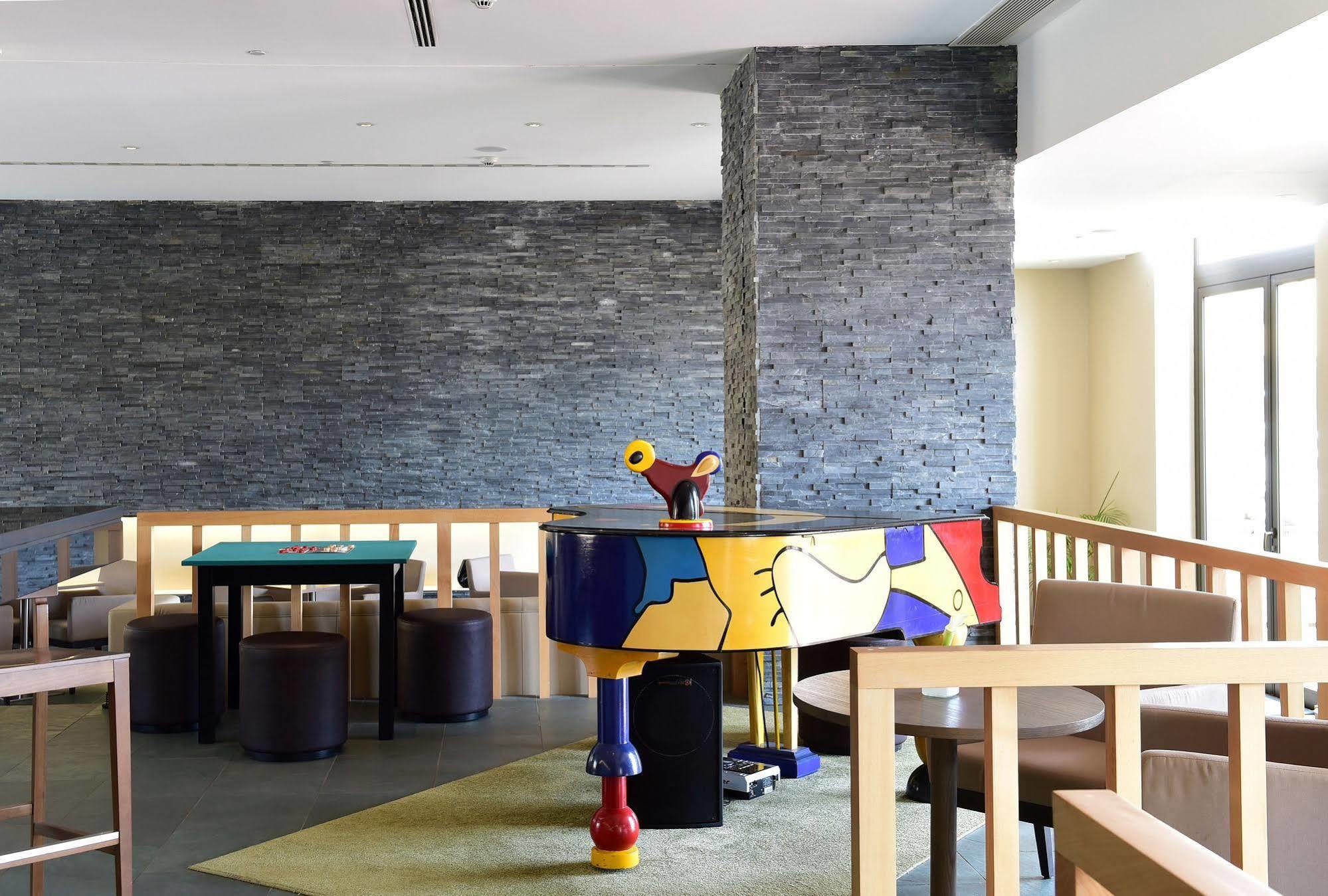 Pestana Colombos Premium Club Hotel 5*