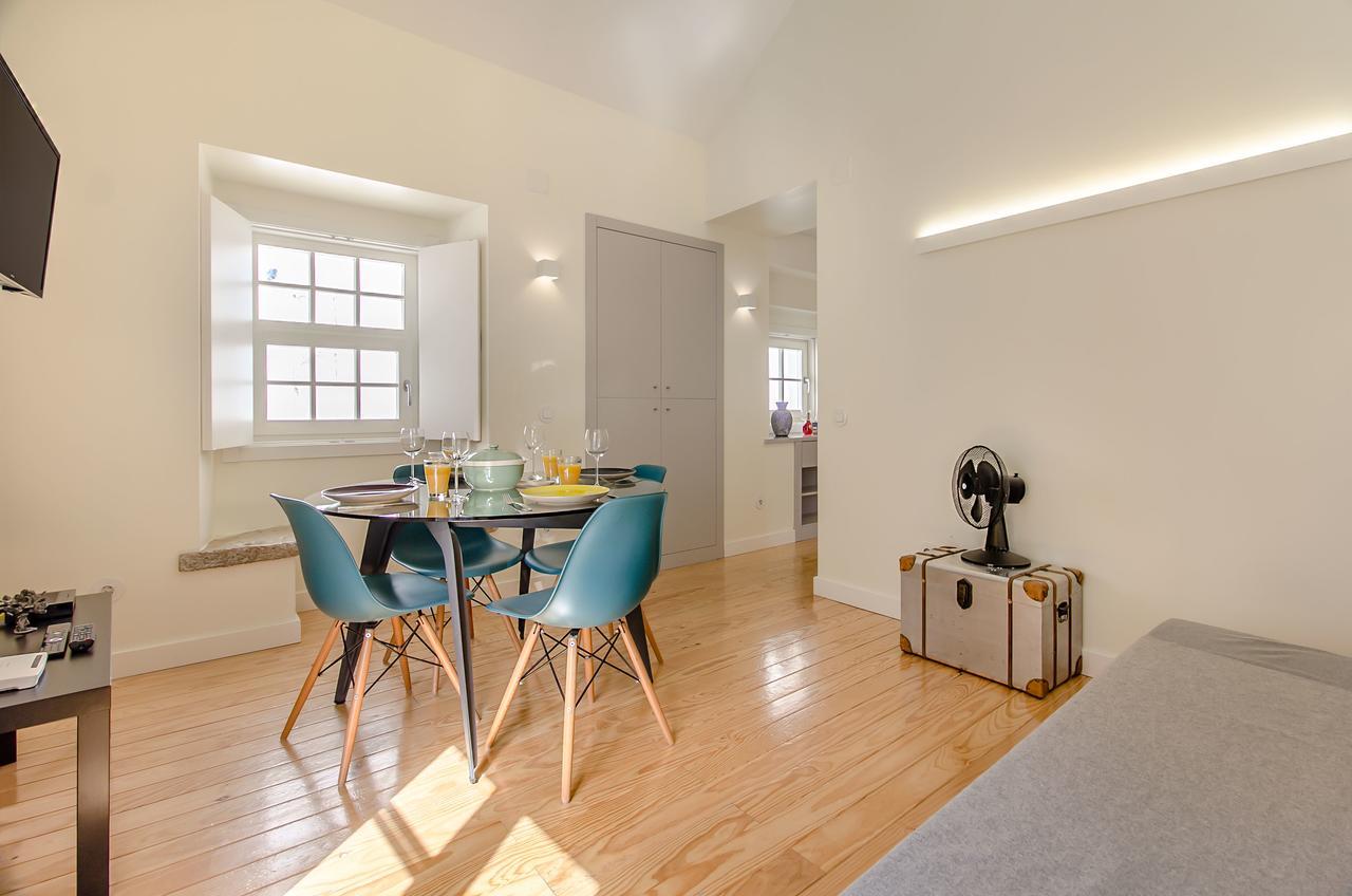 Design In Typical Alfama Appartement