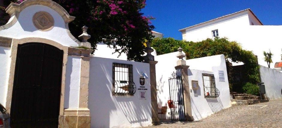 Conde De Hotel 3*