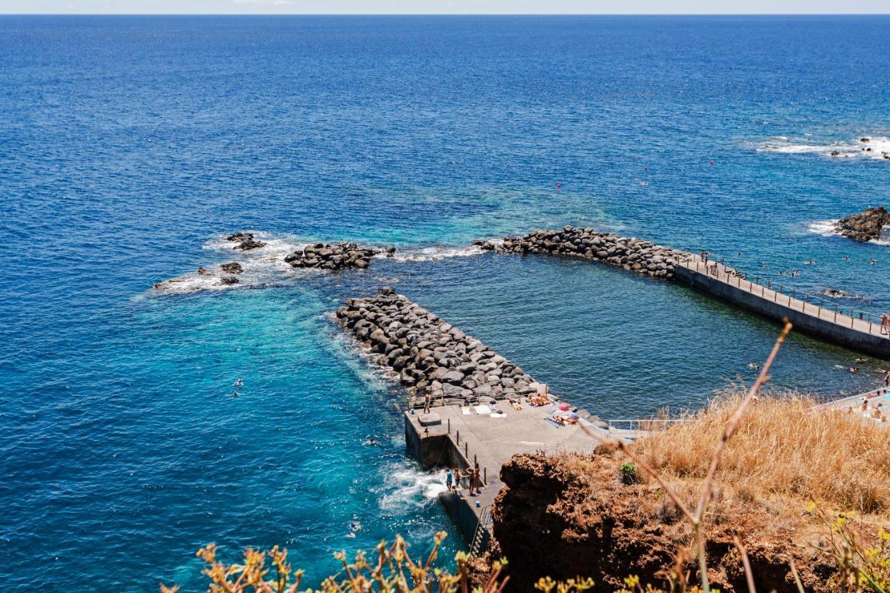 Reis Magos Ii By An Island * Caniço