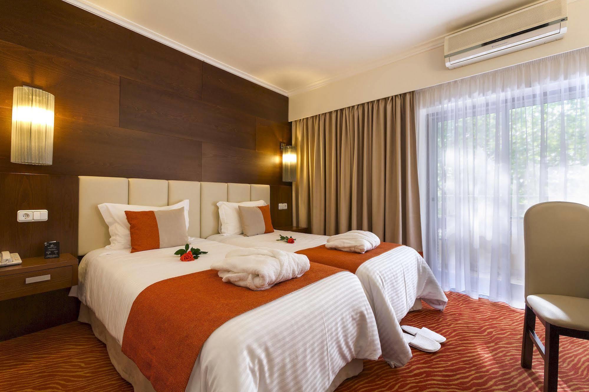 Hotel Avenida De Fatima
