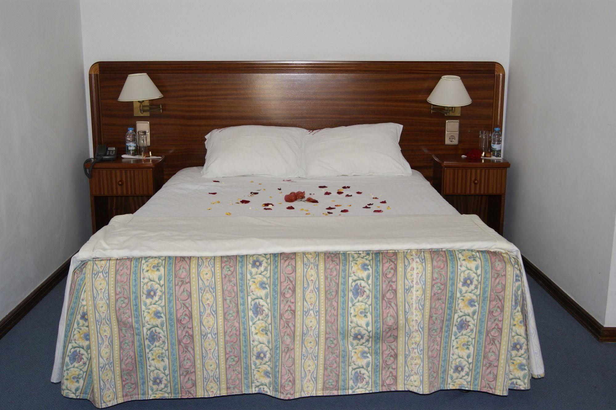 Hotel Comendador 3*