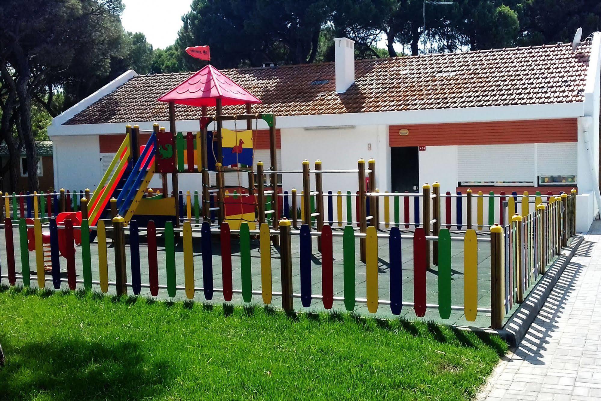 Parque De Campismo Orbitur Costa De Caparica 3*