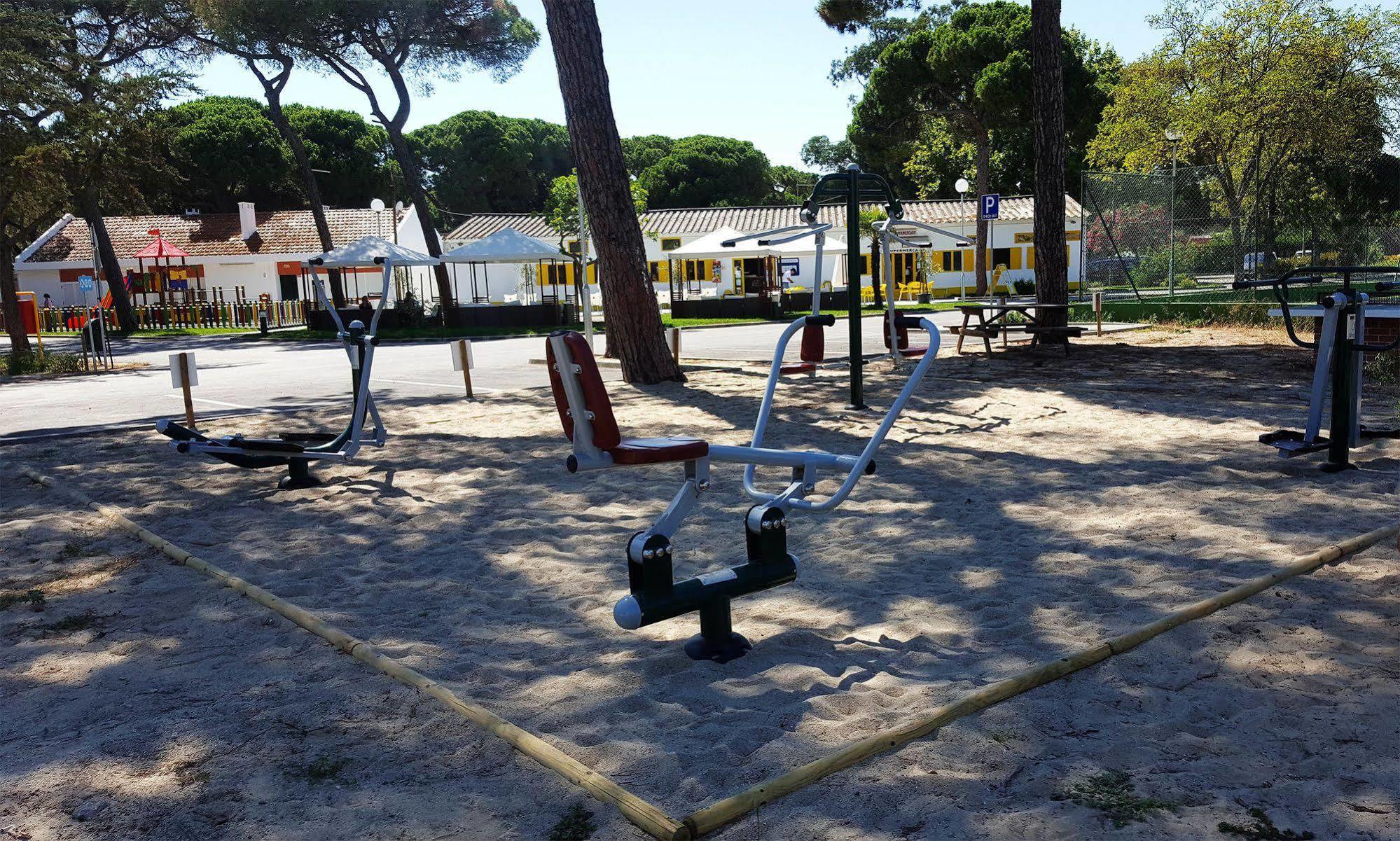 Parque De Campismo Orbitur Costa De Caparica 3*
