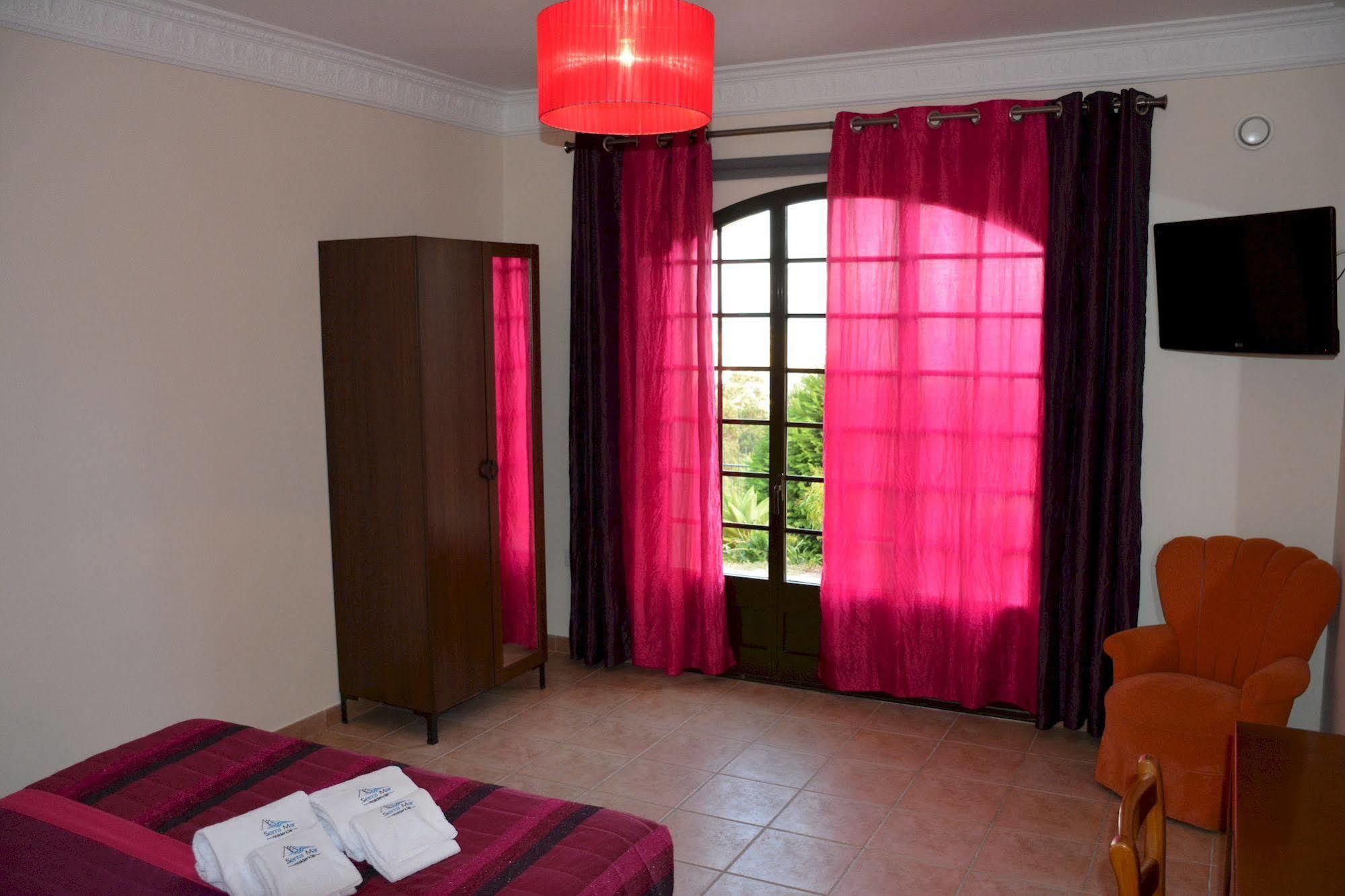 Serra Mar Bed & Breakfast 4*