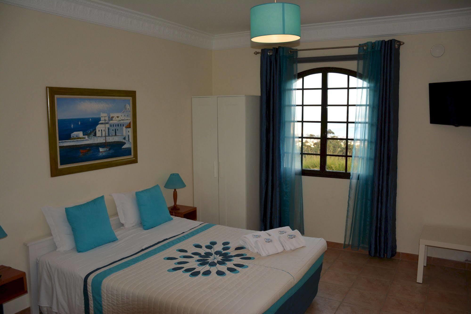 Serra Mar Bed & Breakfast 4*