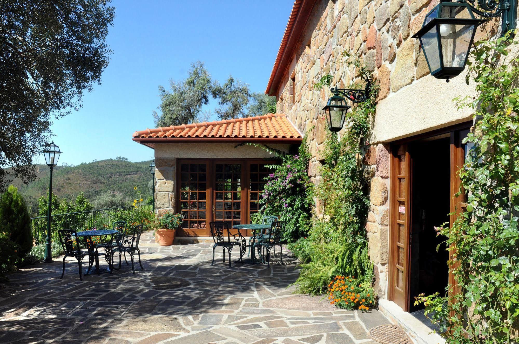 Vakantieboerderij Quinta Escomoeiras *