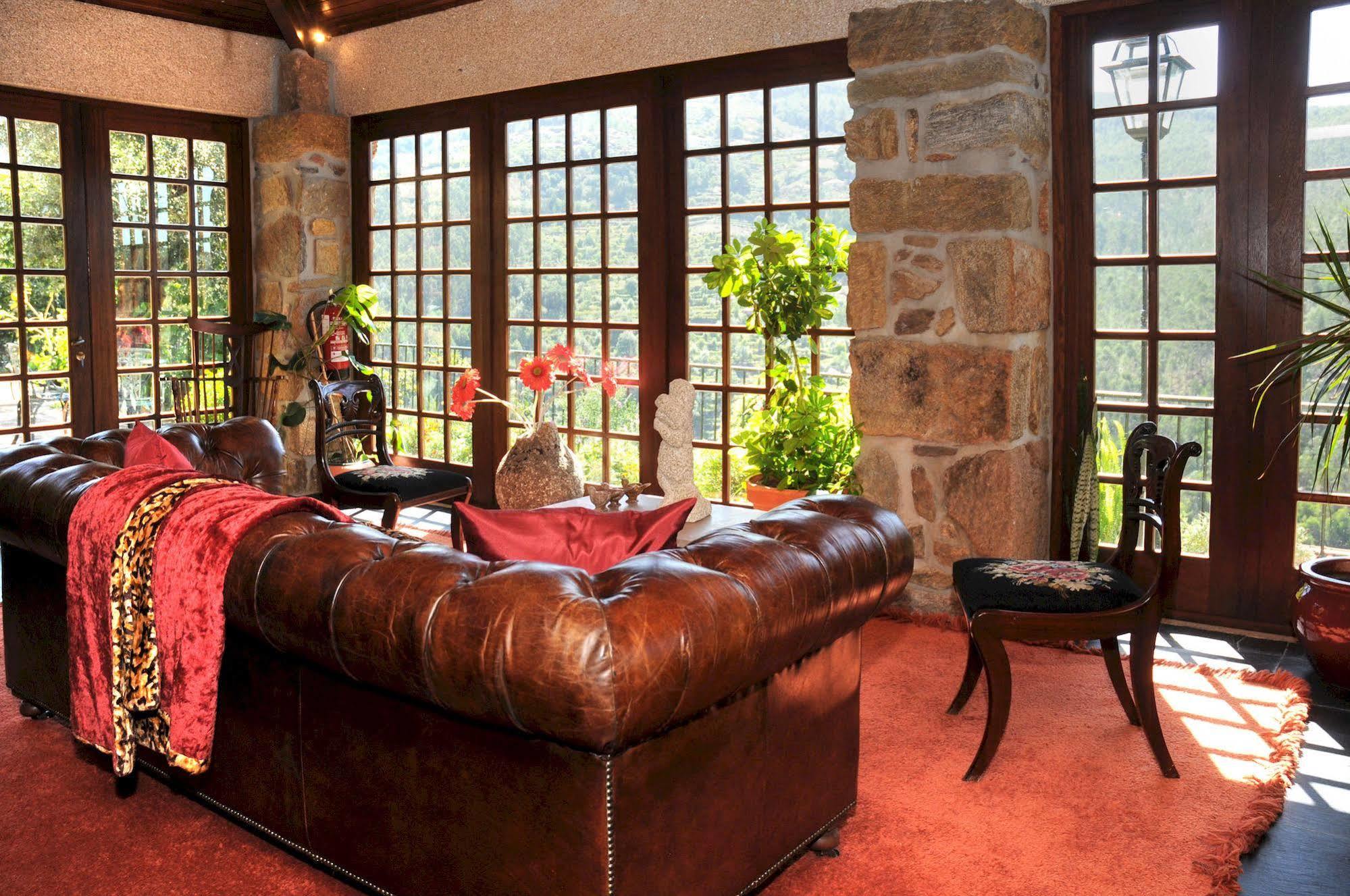Vakantieboerderij Quinta Escomoeiras *
