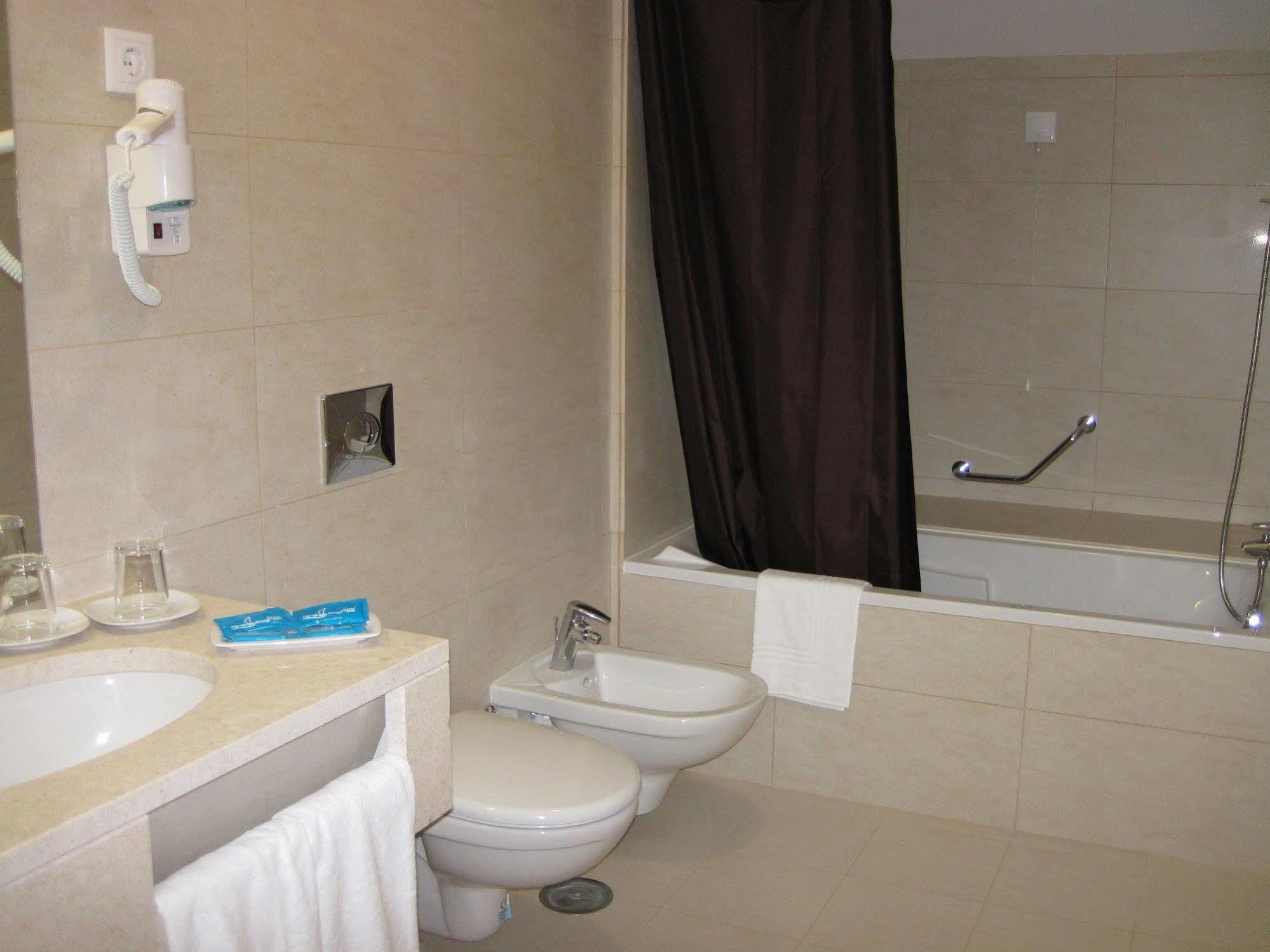 Mira Sagres Hotel 3*