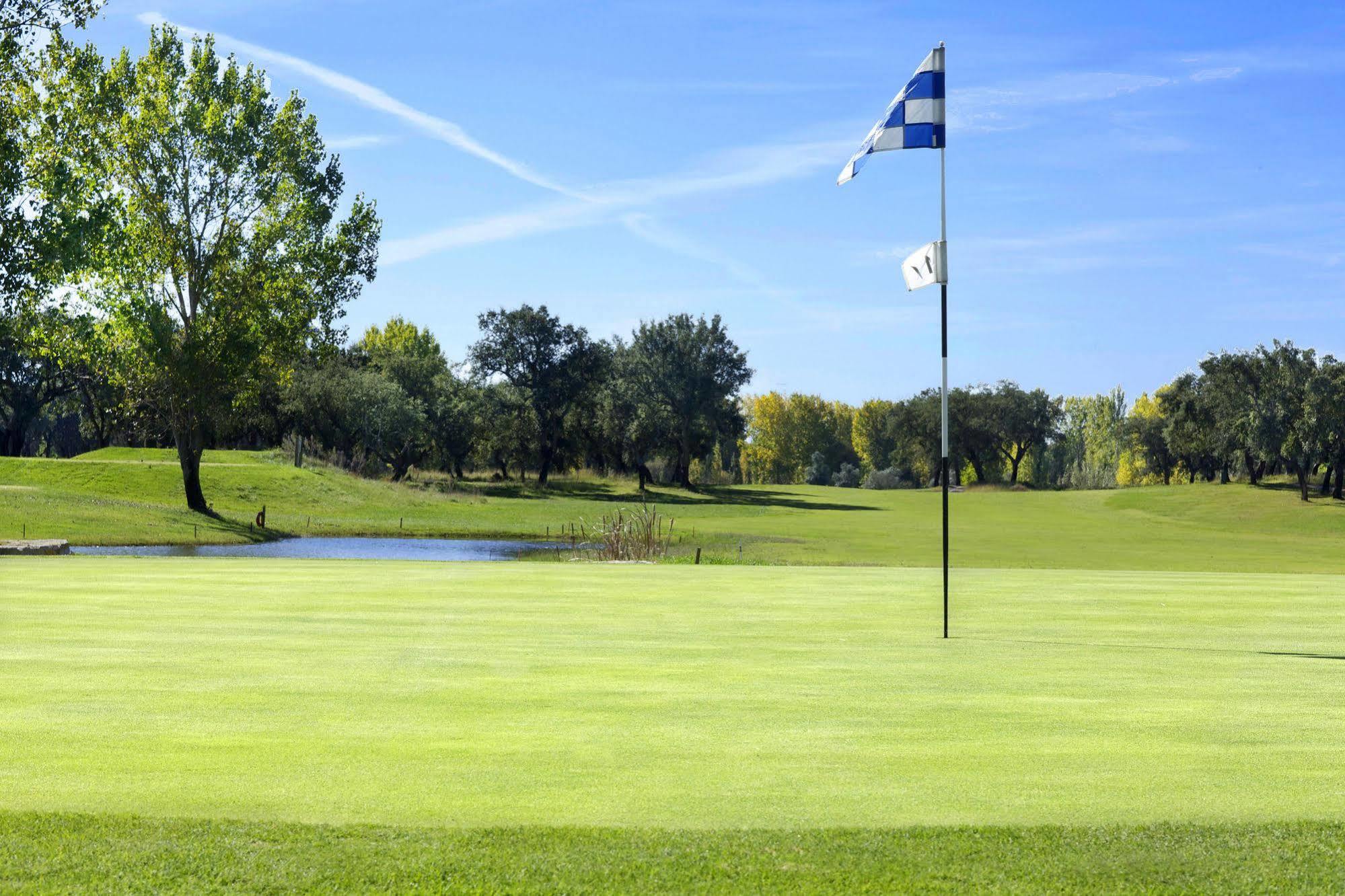 Montado & Golf 4*