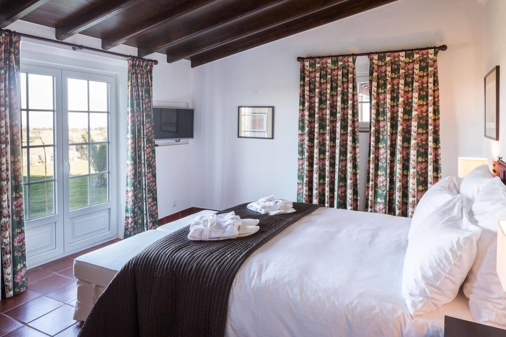 Hotel Rural Monte Da Provenca 4*