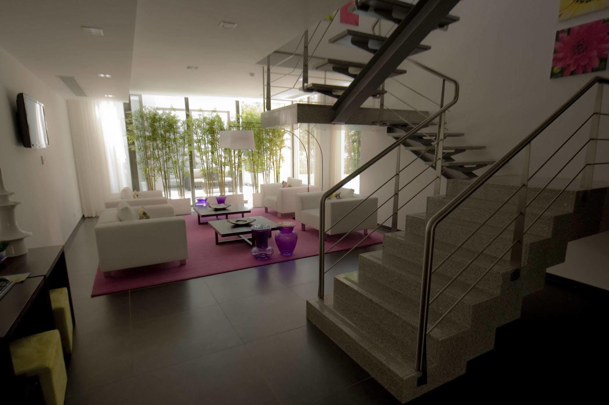 Primavera Perfume Hotel 3*