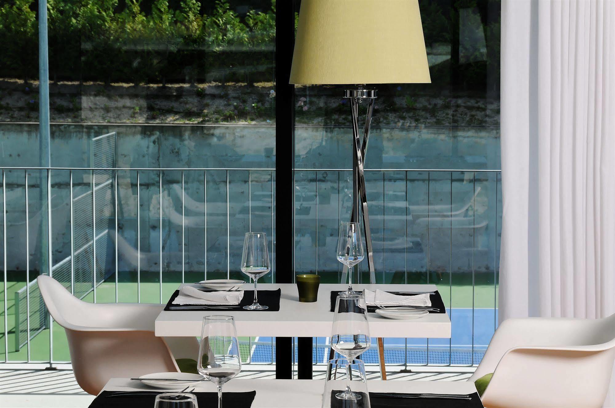 Open Village Sports & Club 4* Guimaraes