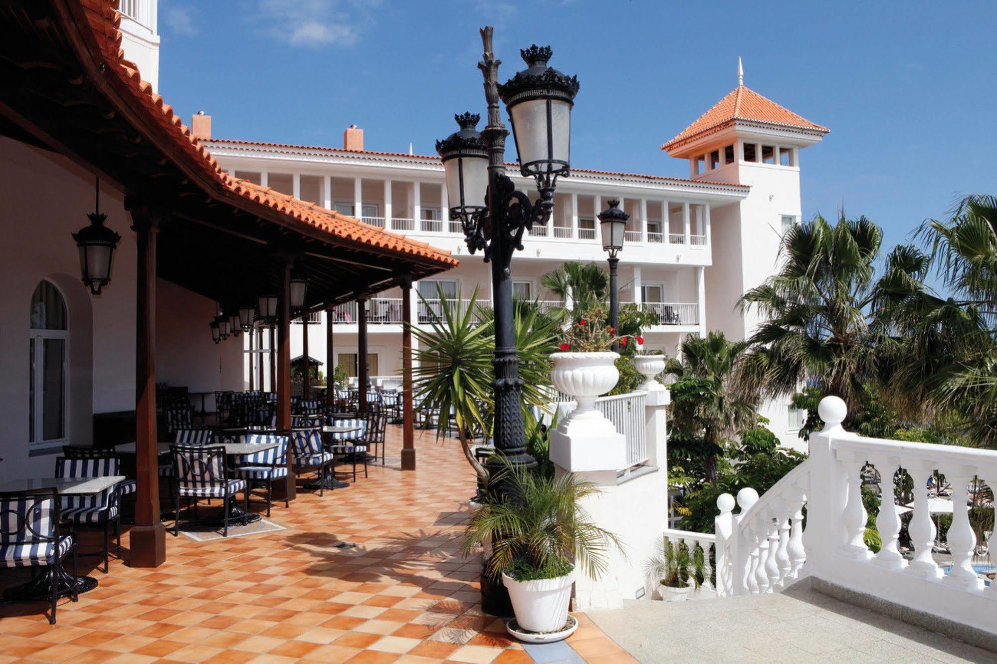 Riu Madeira Hotel 4*