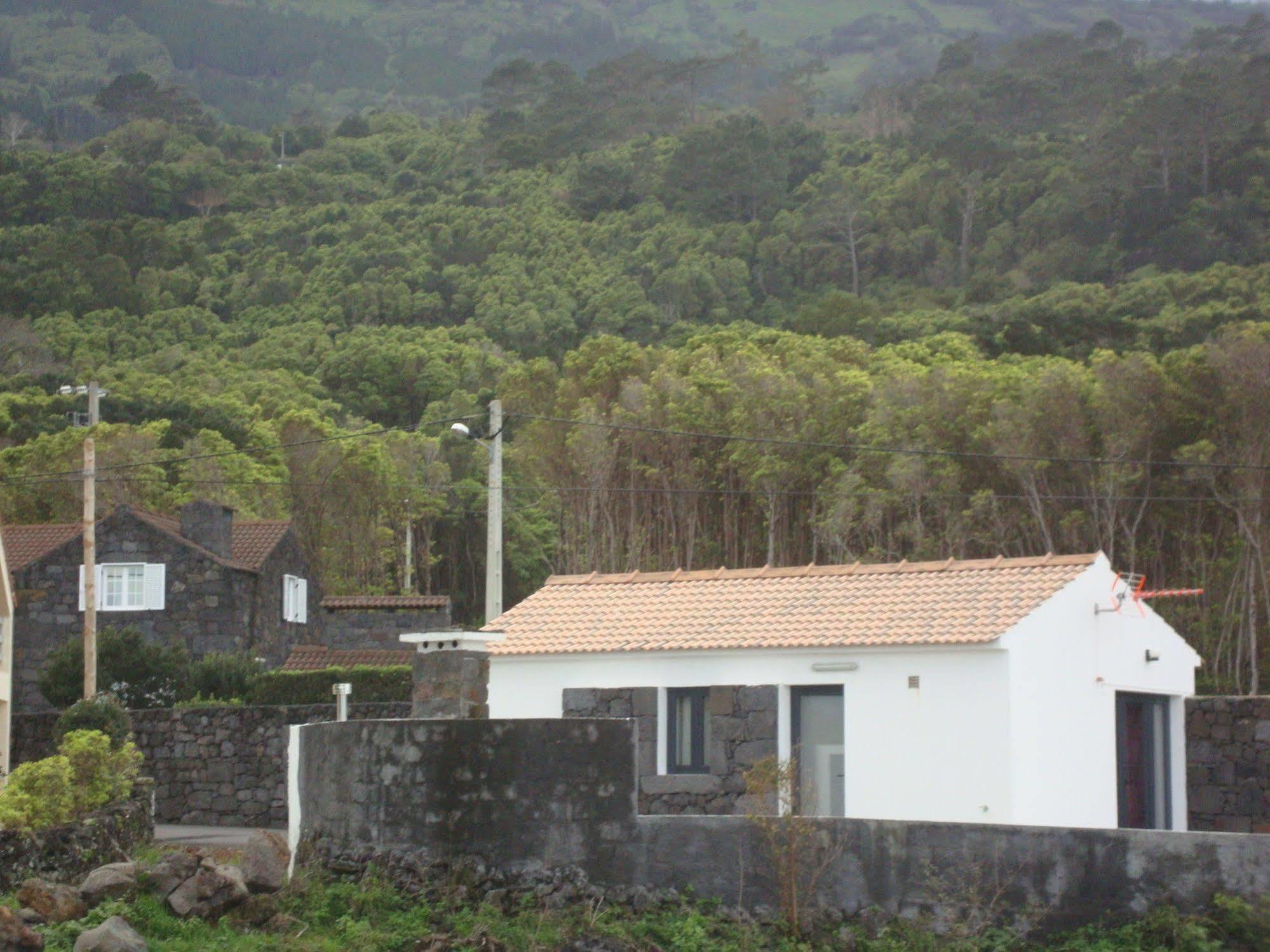 Casa Da Poca Branca * Prainha (Sao Roque do Pico)