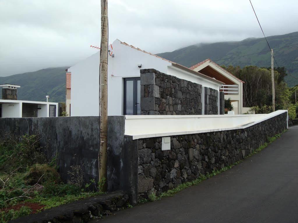 Casa Da Poca Branca Holiday home *
