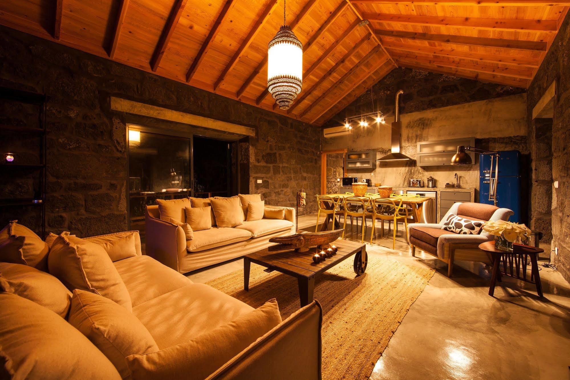 Bed and breakfast Pocinhobay