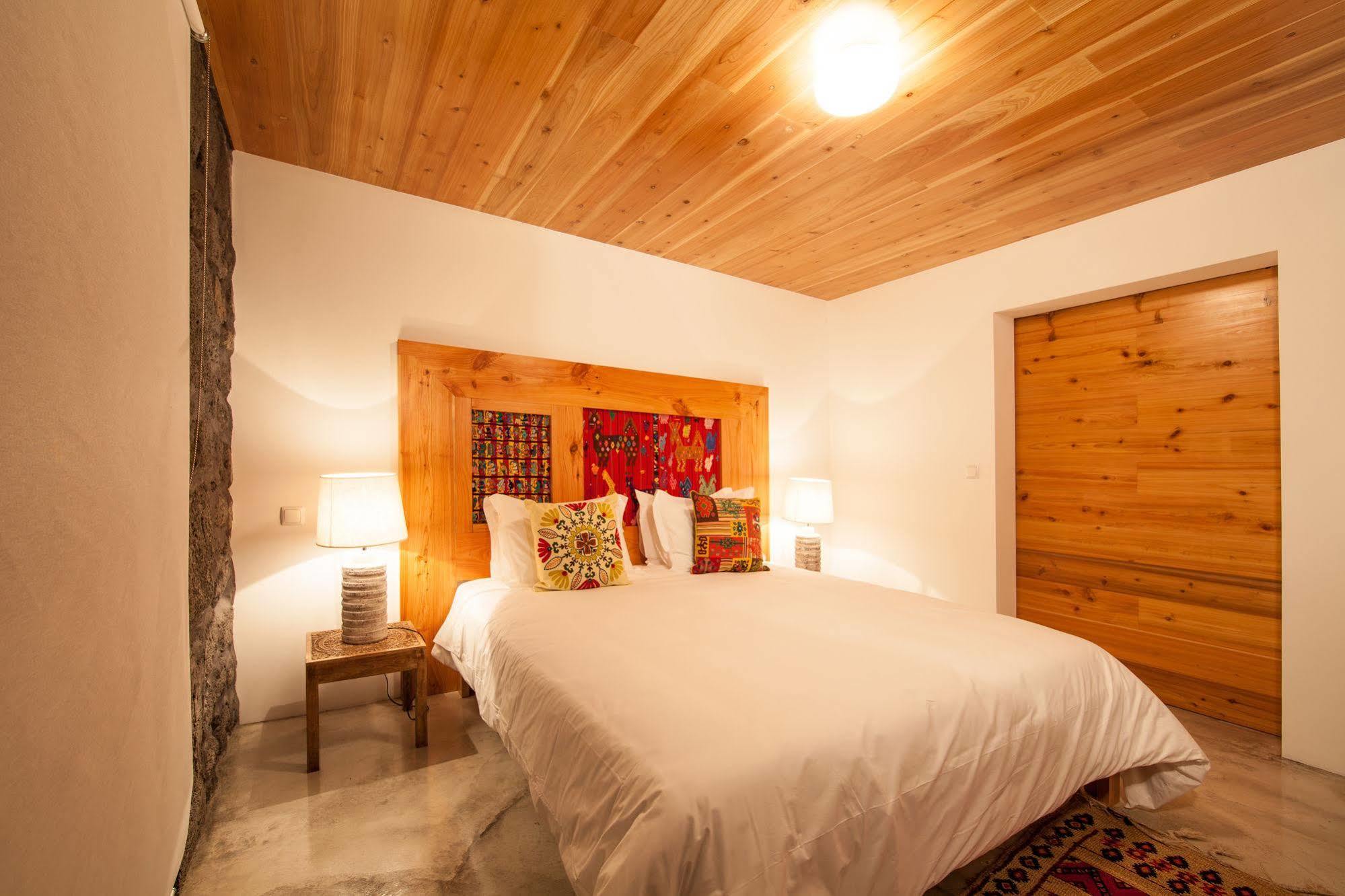 Bed & Breakfast Pocinhobay 4*