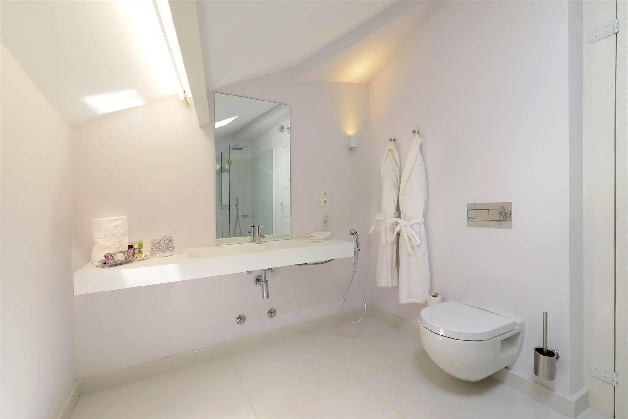 Emaj Boutique Hotel