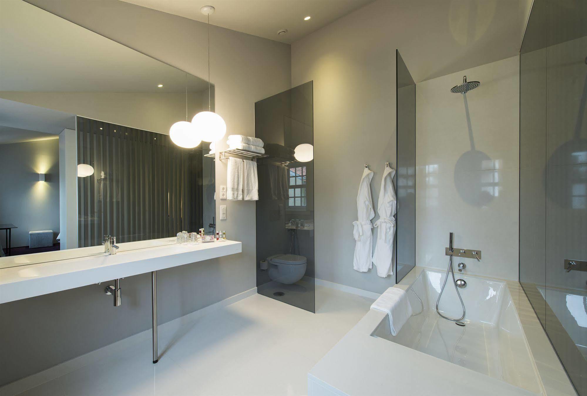 Emaj Boutique Hotel