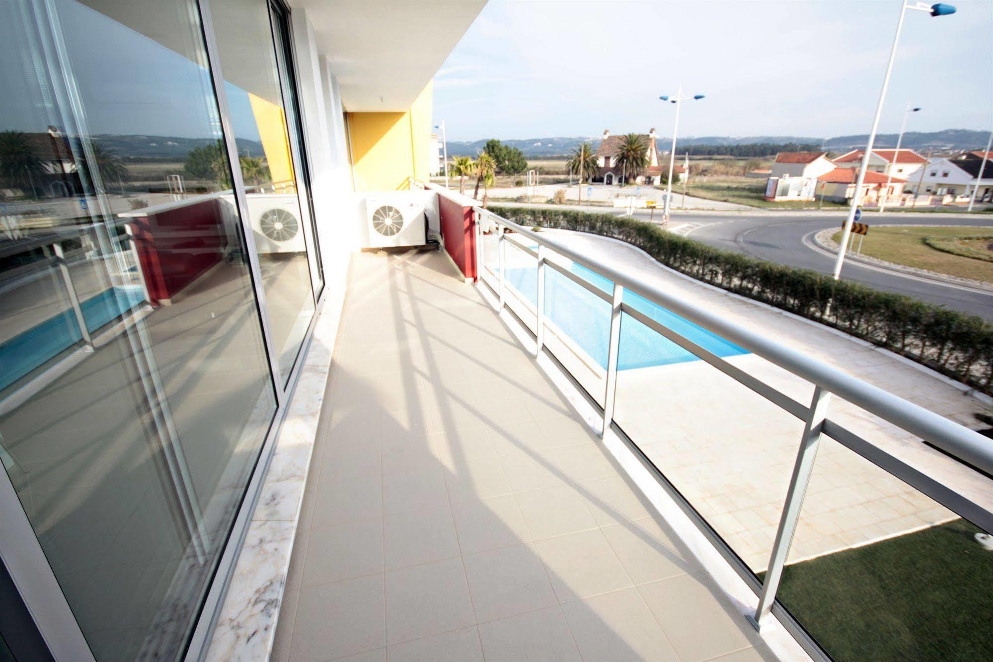 Portas Da Baia Apartment Sao Martinho do Porto