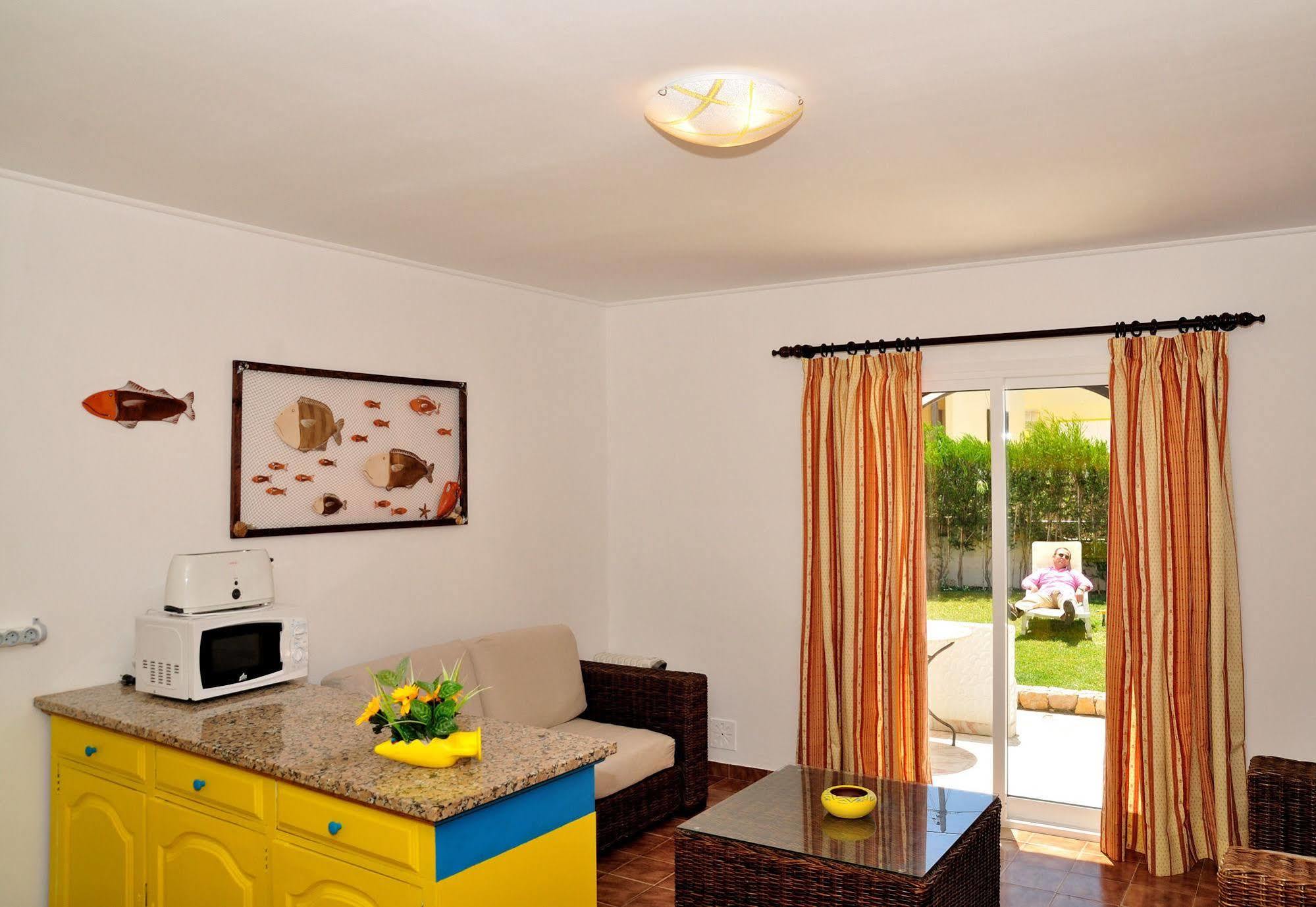 Aparthotel Tonel Turisticos 3*