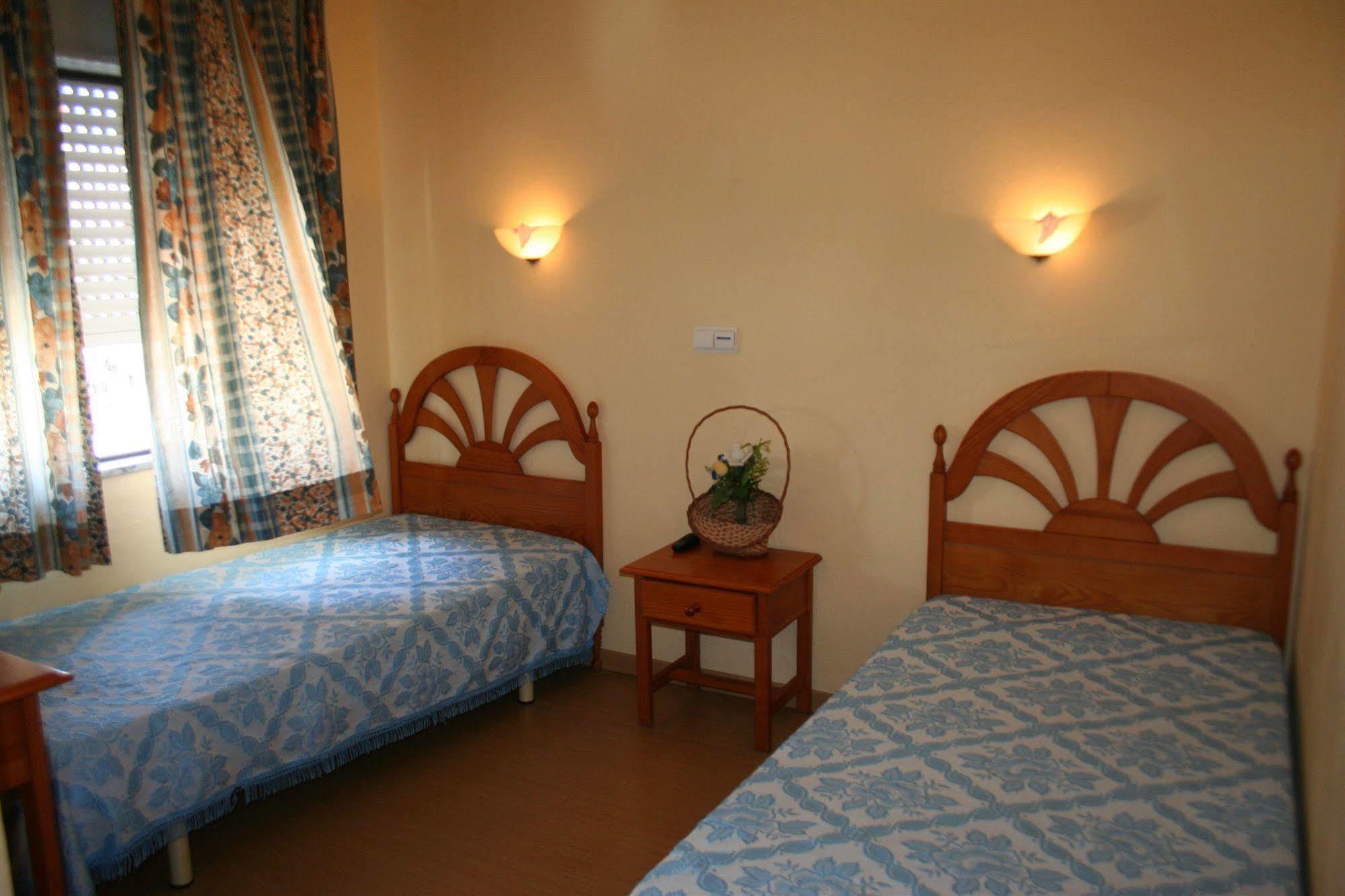 Santa Isabel Guest house 2*