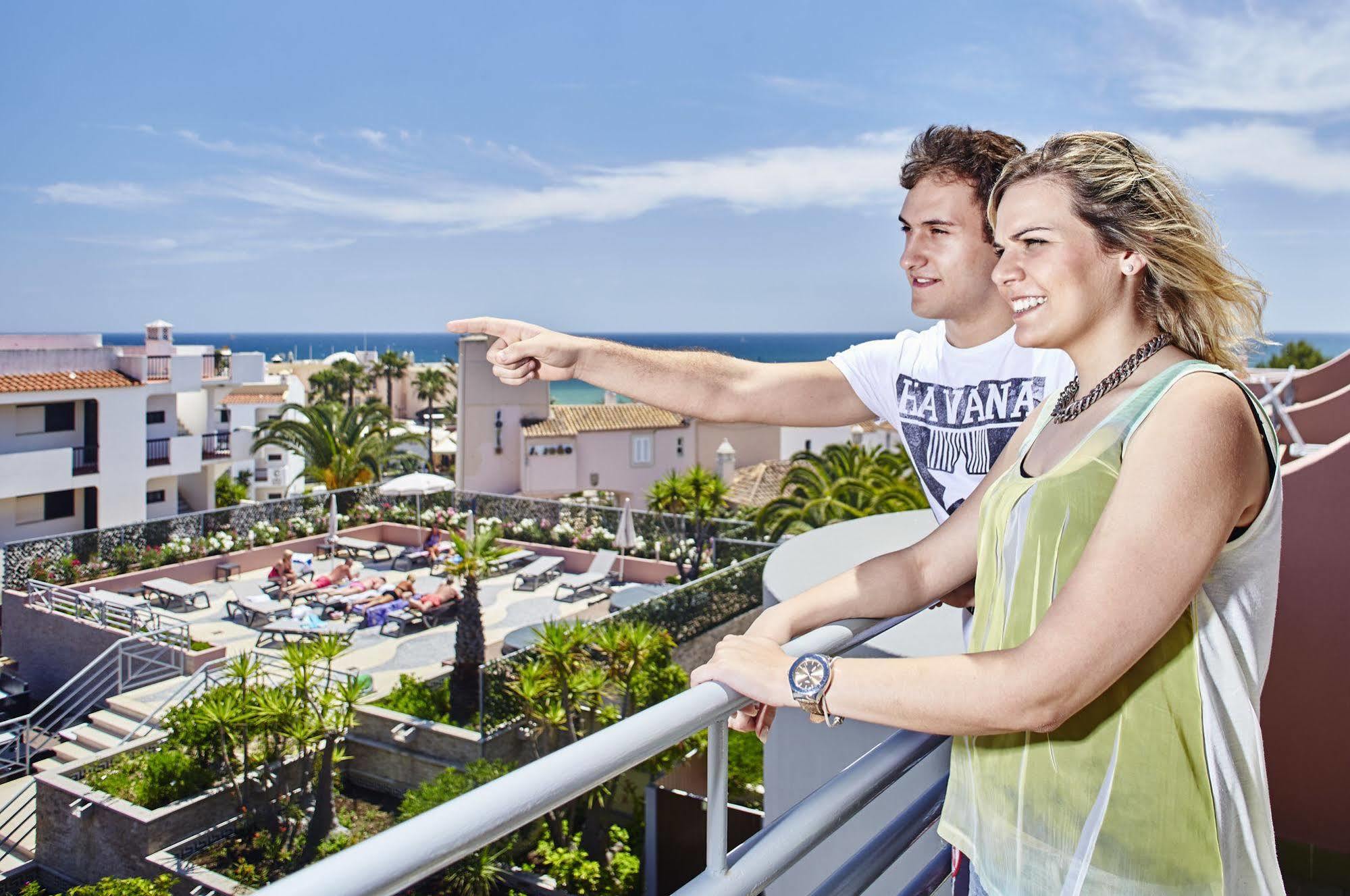 Aparthotel Luna Clube Oceano 3*