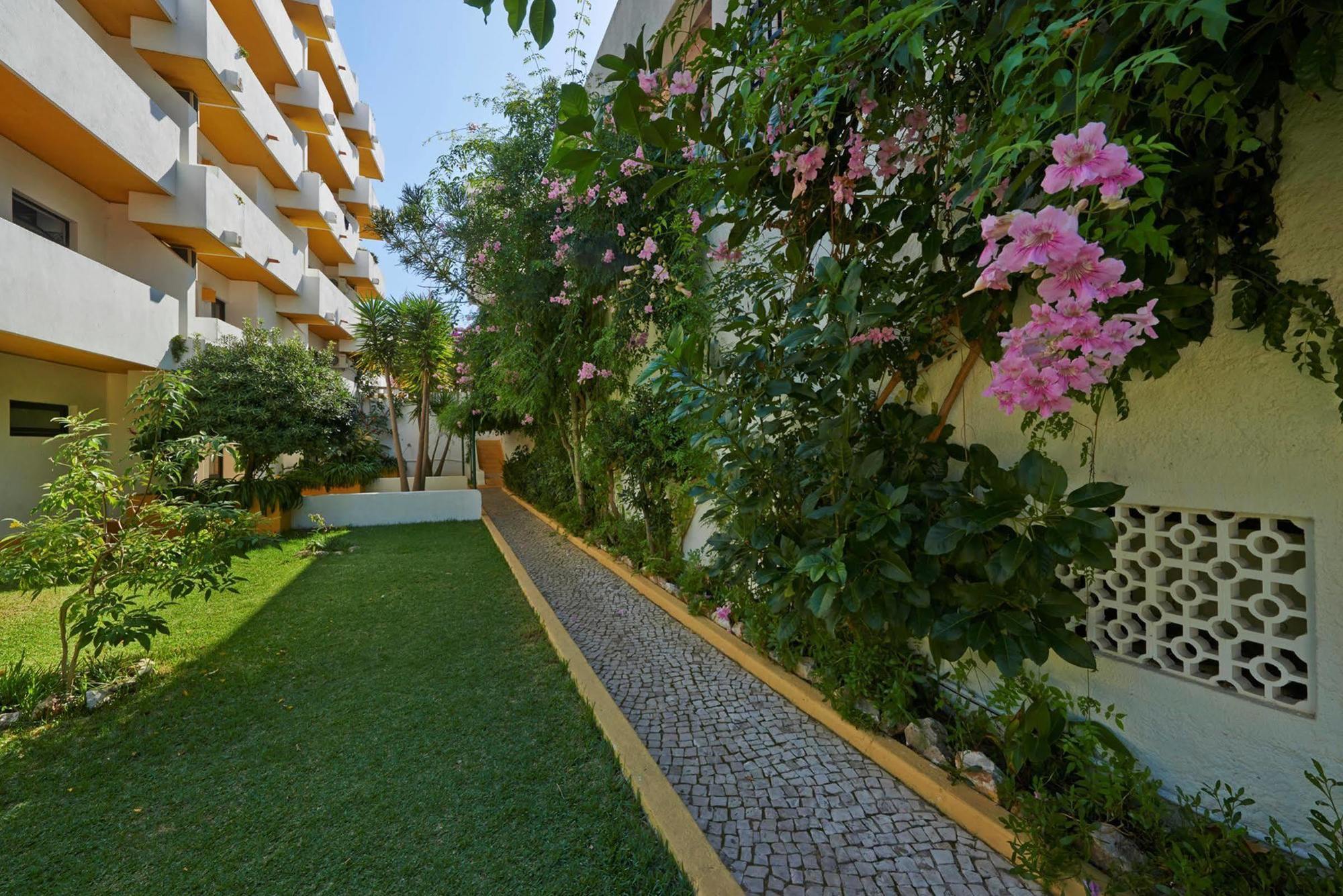 Apartahotel Cheerfulway Ouranova