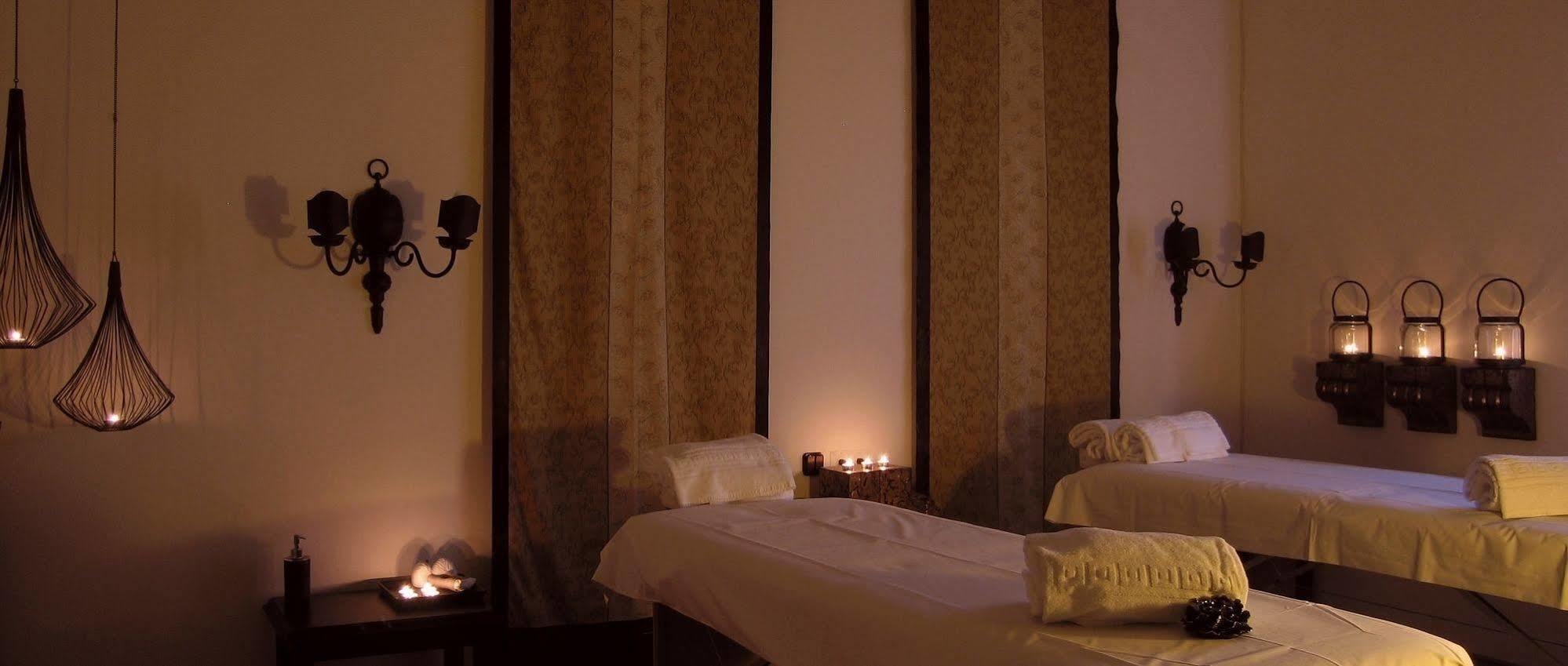 Hotel Sado 4*