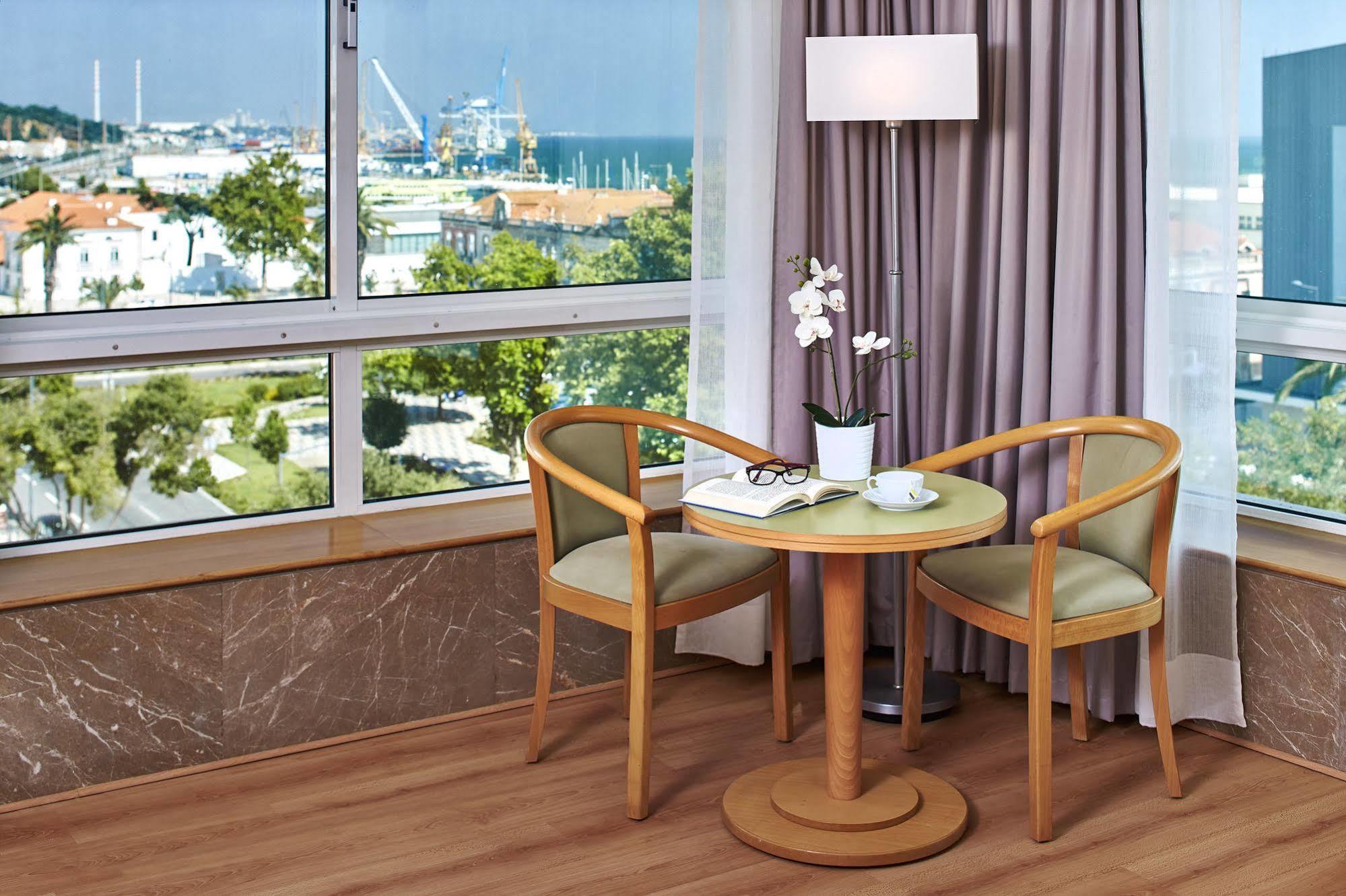 Luna Esperanca Centro 4* Setubal