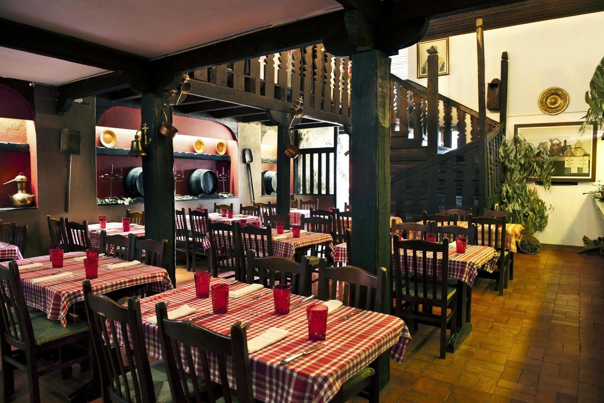 Luna Dos Carqueijais - Serra Da Estrela Hotel 4*
