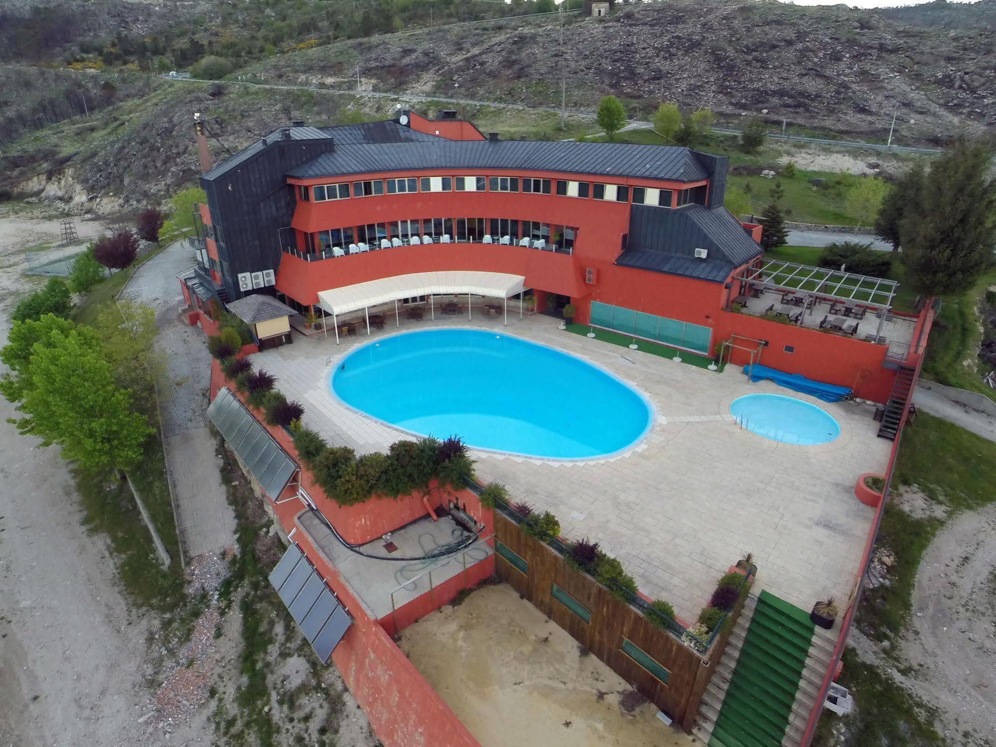 Hotel Lam Serra Da Estrela 4*