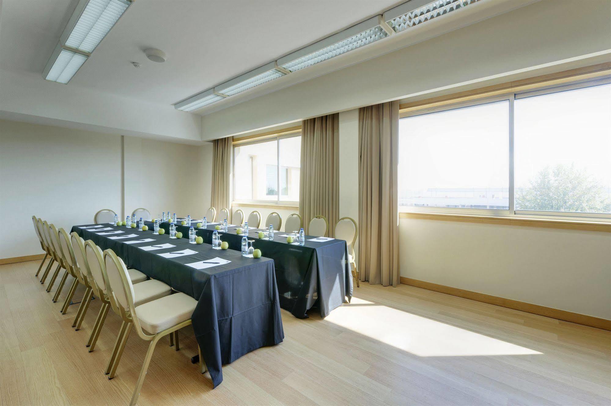 Tryp By Wyndham Porto Expo Hotel