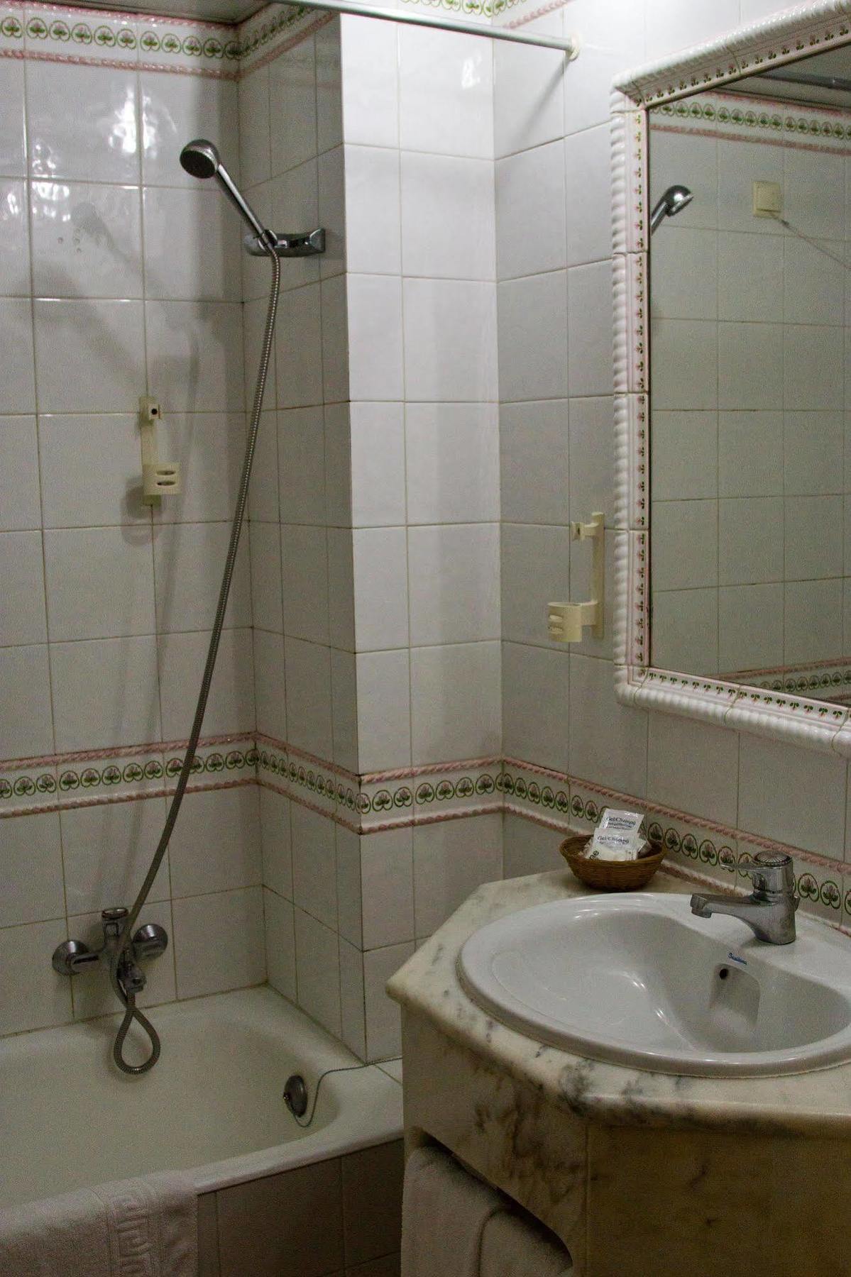 Dom Fernando Hotel Évora