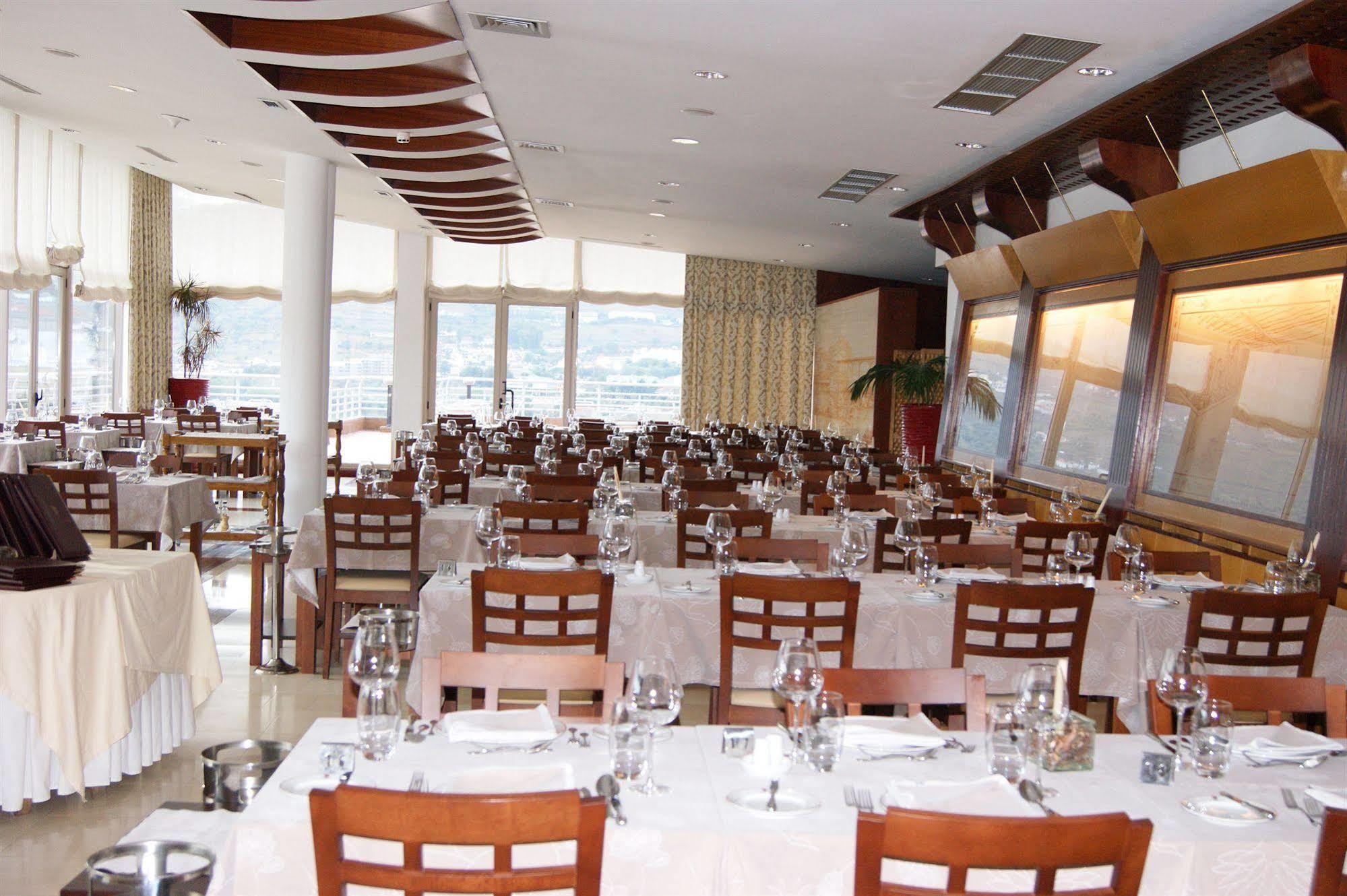 Hotel Regua Douro 4*