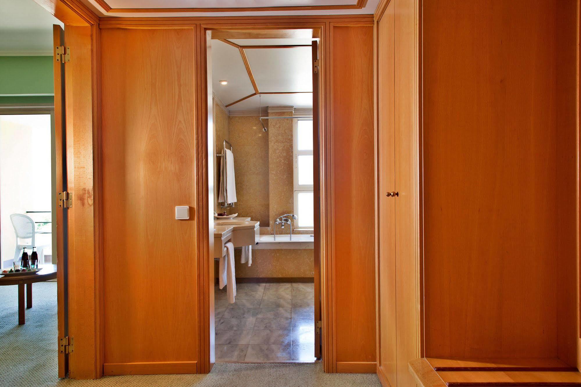 Dos Templarios Hotel 4*