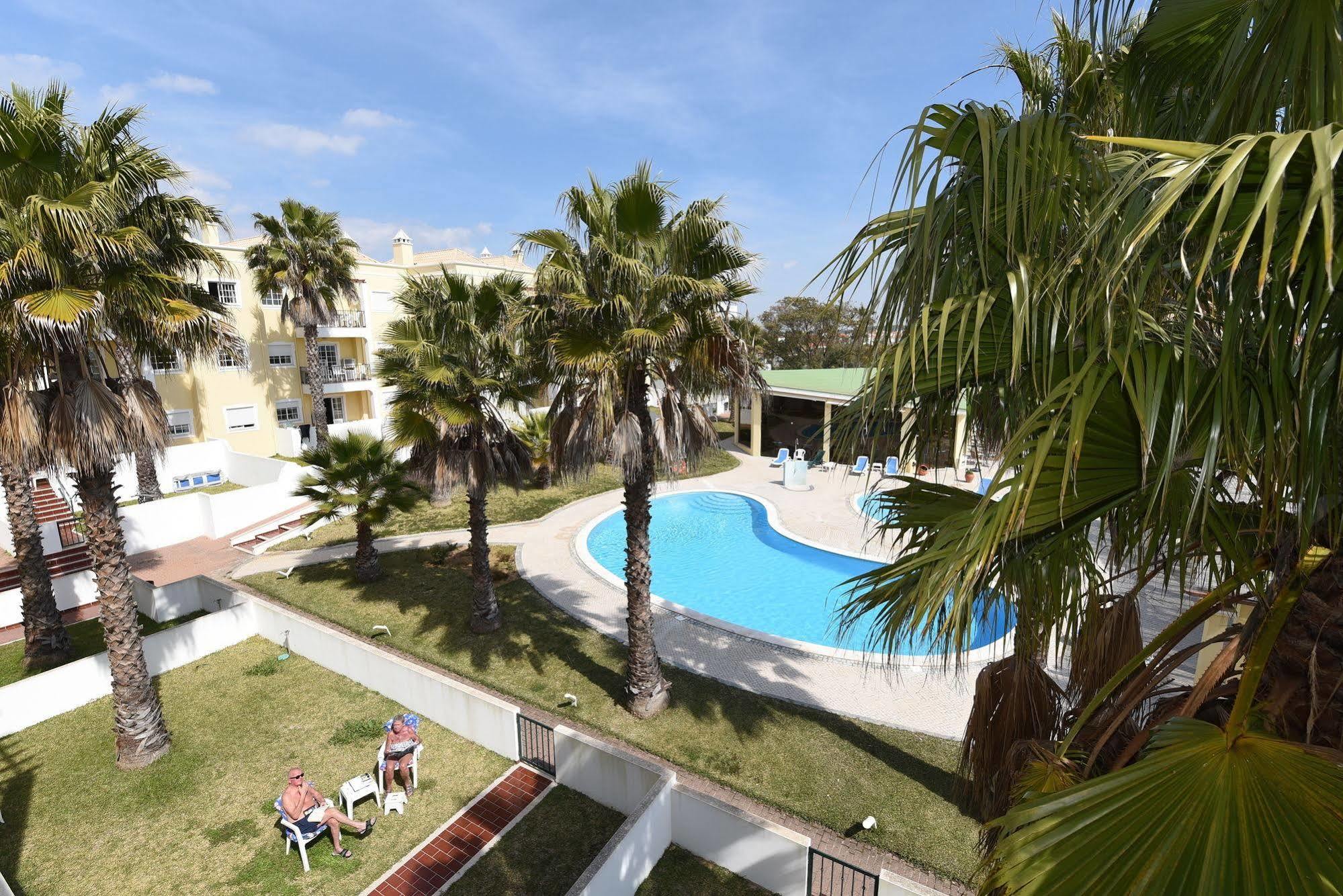 Da Lota - Beachfront Aparthotel 3*