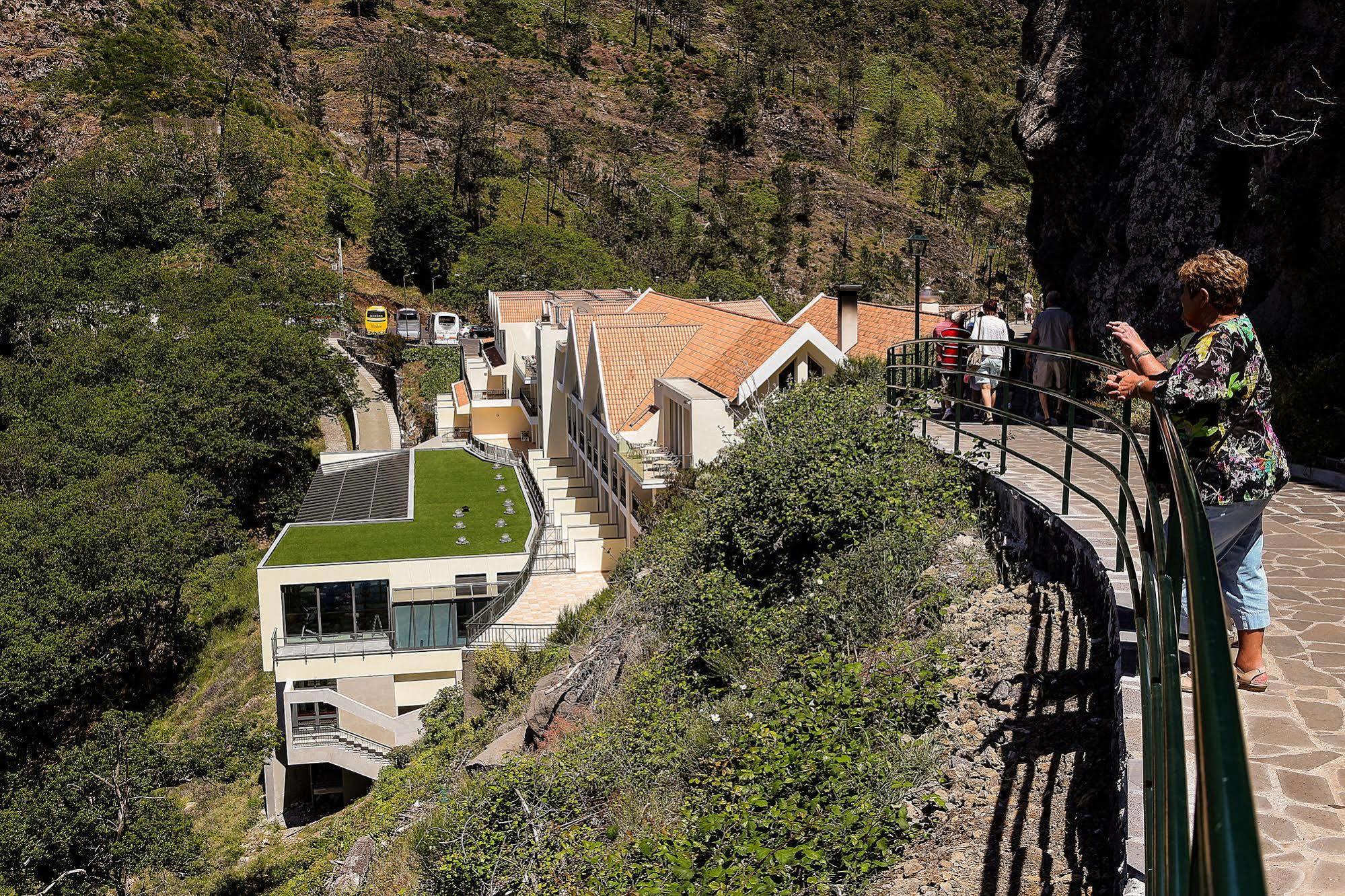 Hotel Eira Do Serrado - & 4*