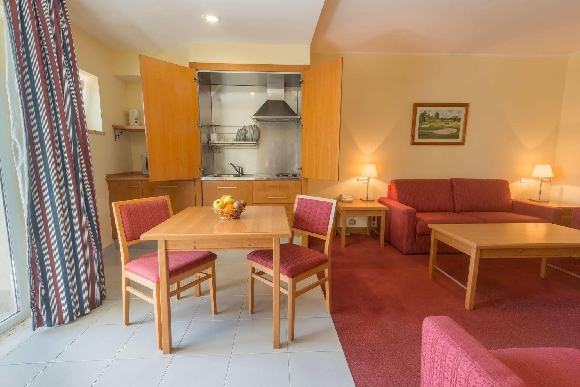 Amazonia Turisticos 4* Palmela