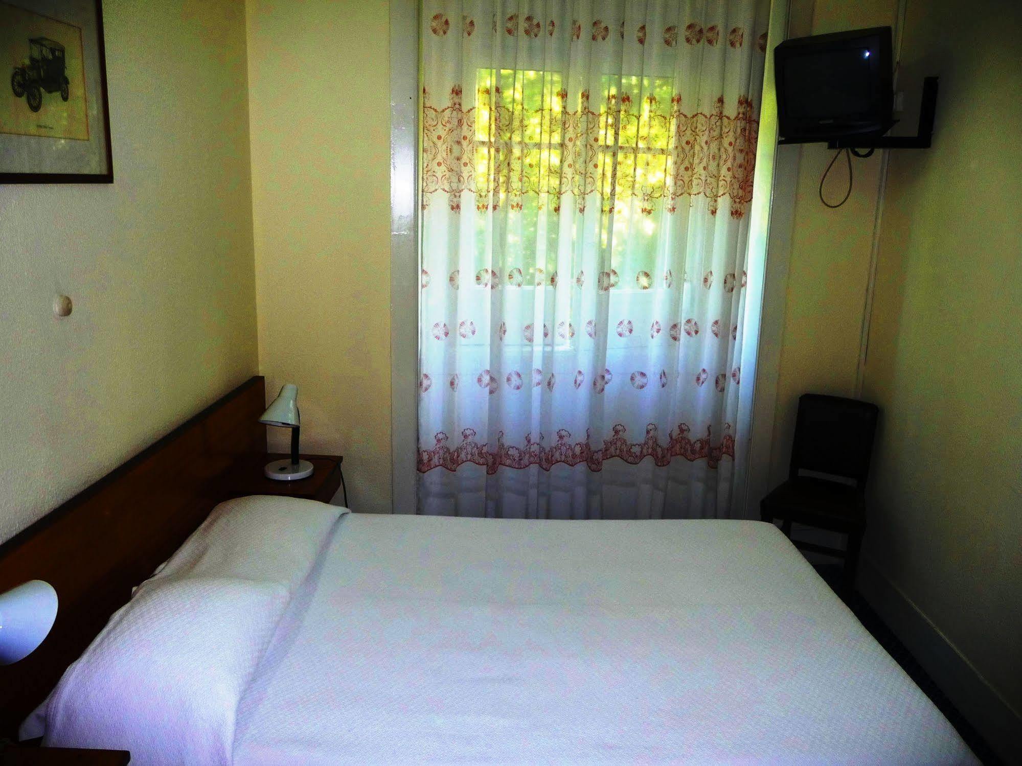 Pensión D. Carlos Residencial 3*