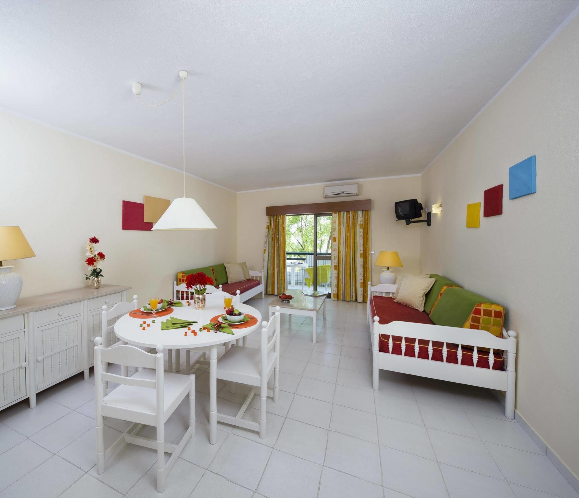 Aparthotel Cheerfulway Valmangude Jardim