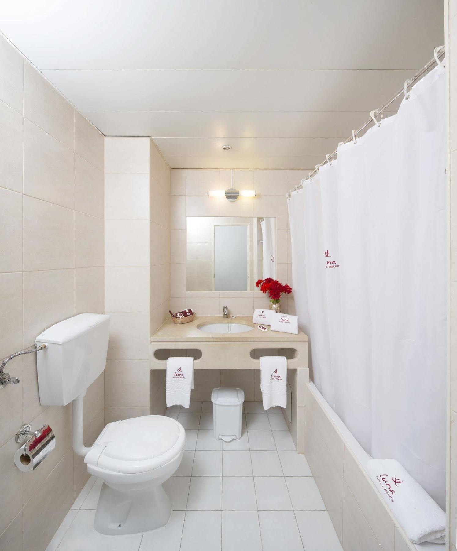 Cheerfulway Valmangude Jardim Aparthotel 3*