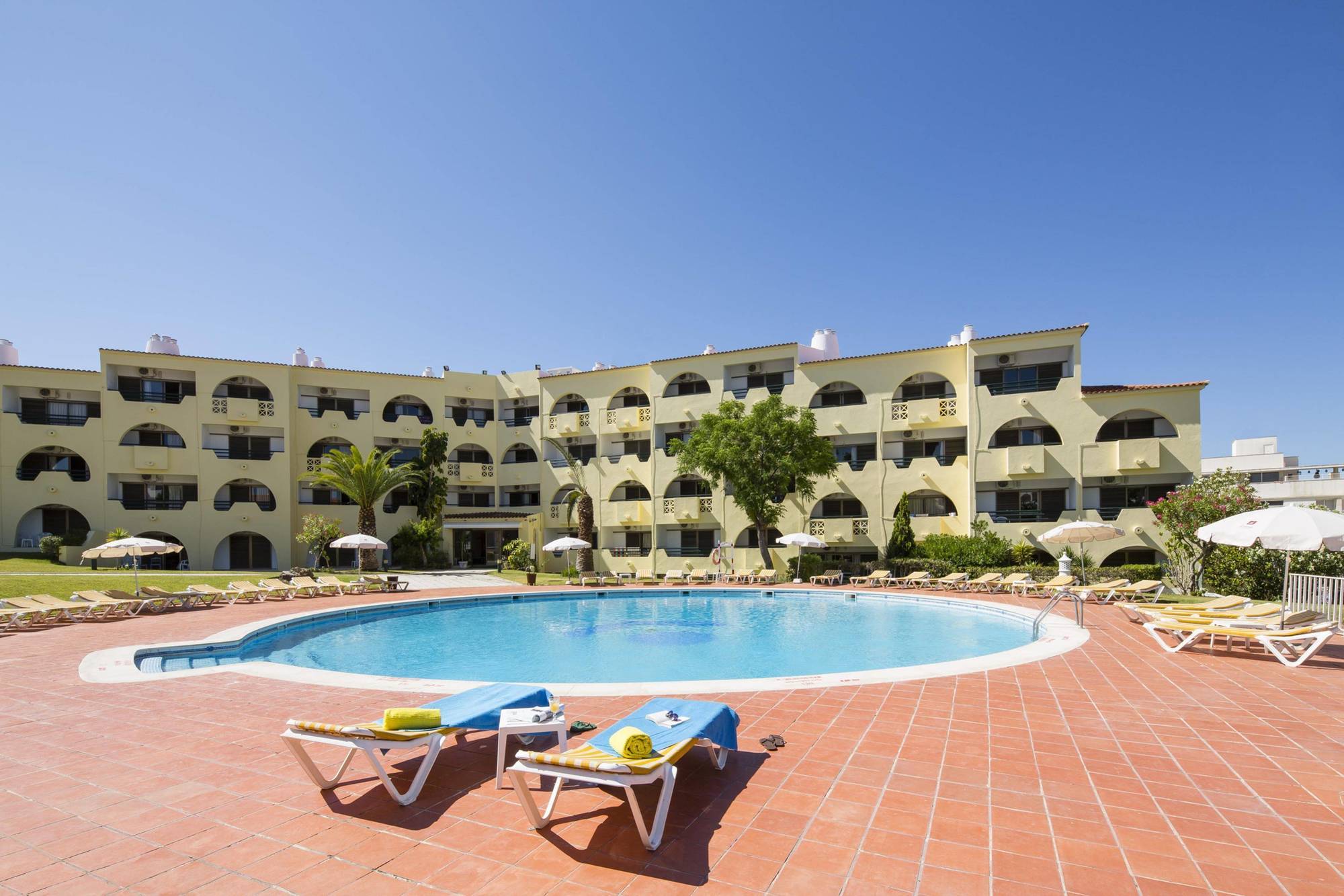 Cheerfulway Valmangude Jardim Aparthotel