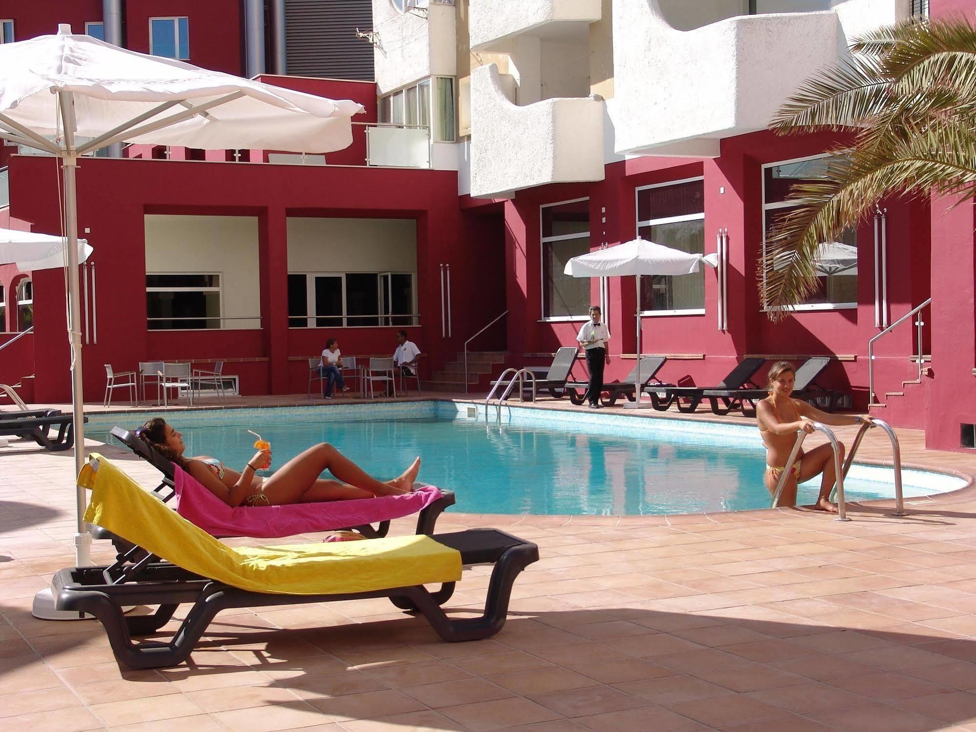 Quarteirasol Hotel 4*