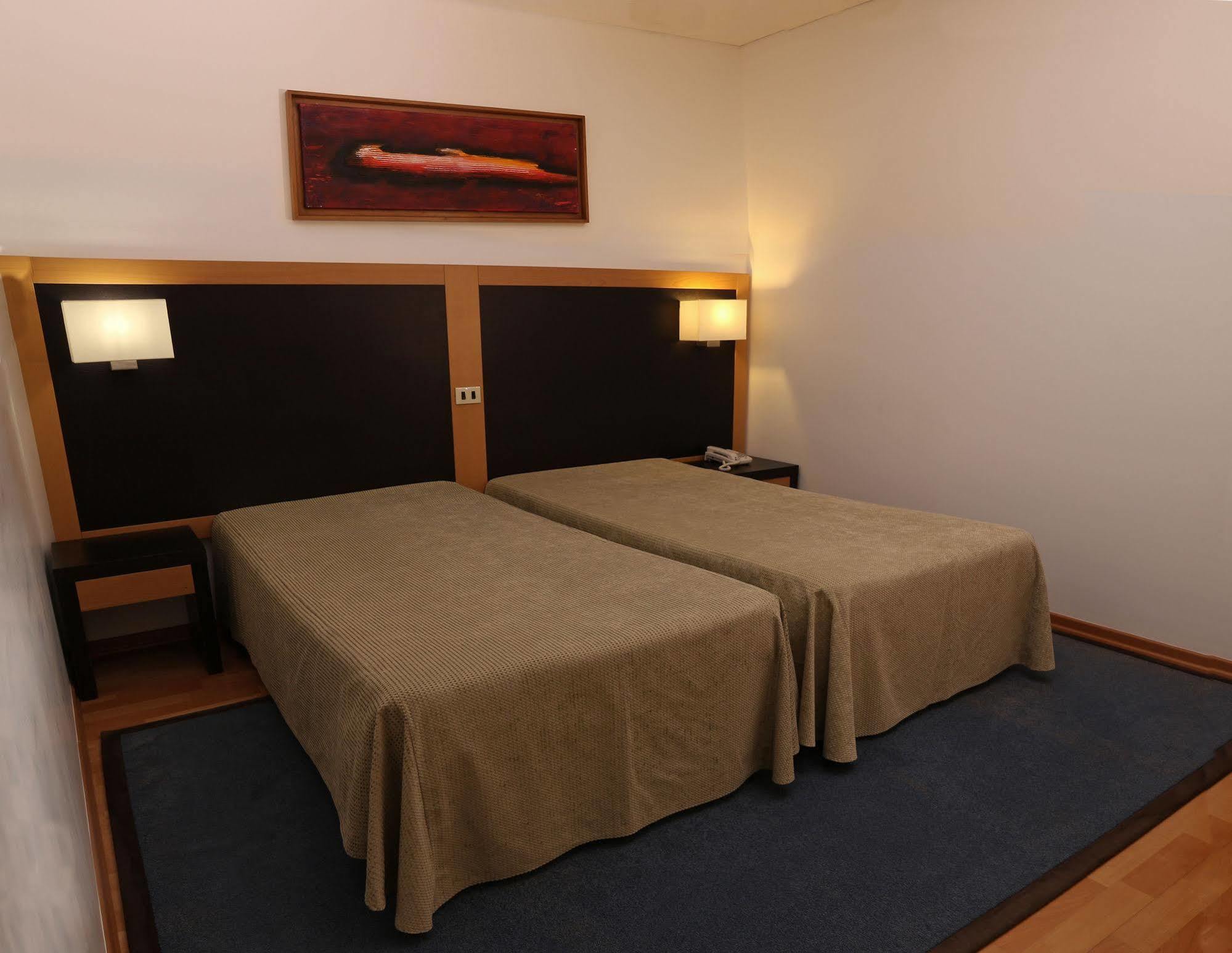 Hotel Antillia 4*