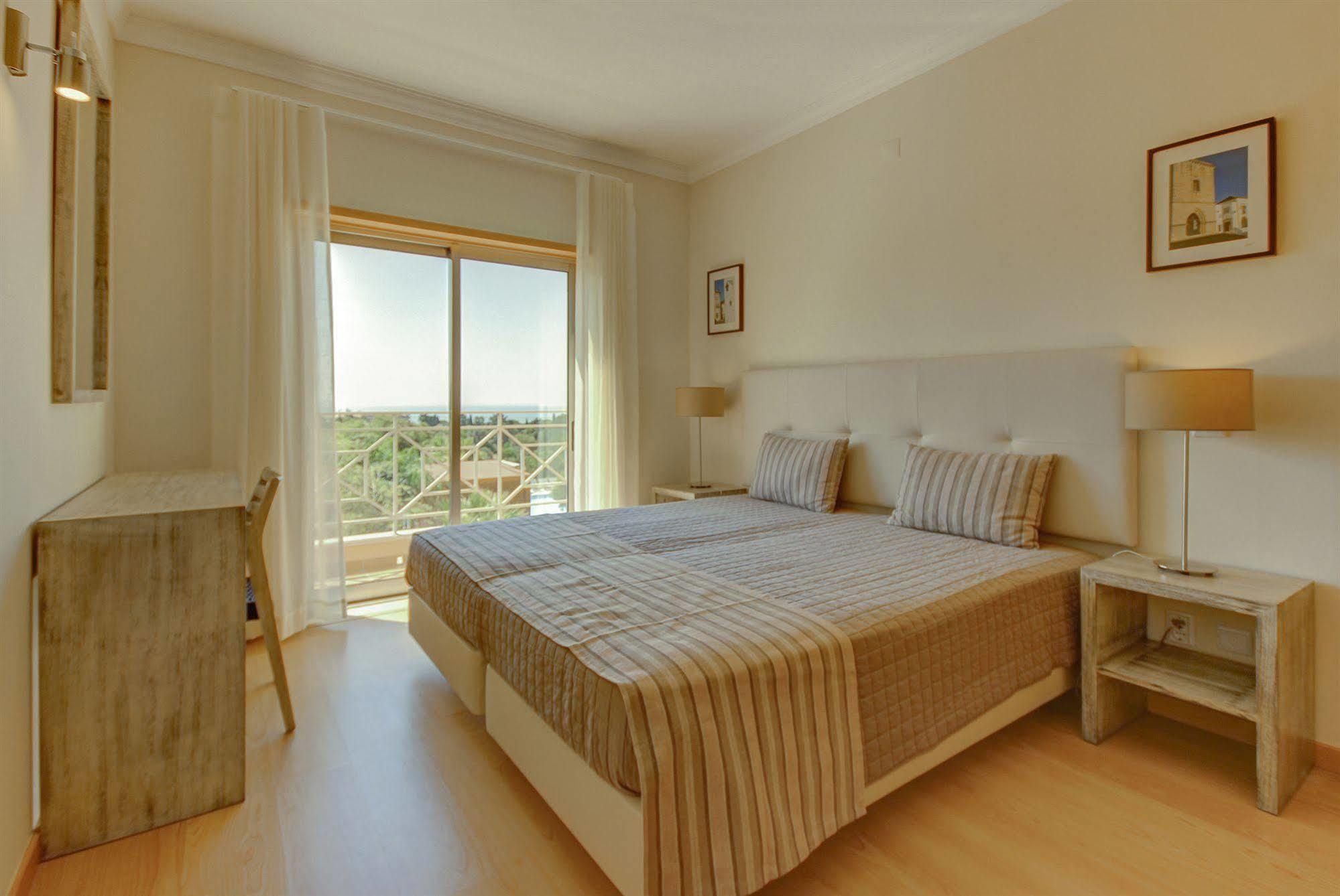 Pinheiros Da Balaia Resort