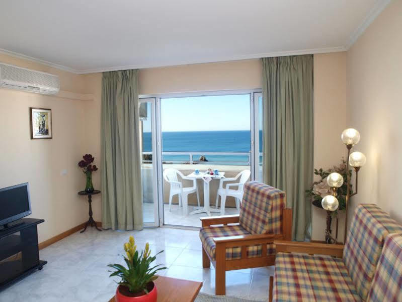 Jardins Da Rocha Aparthotel