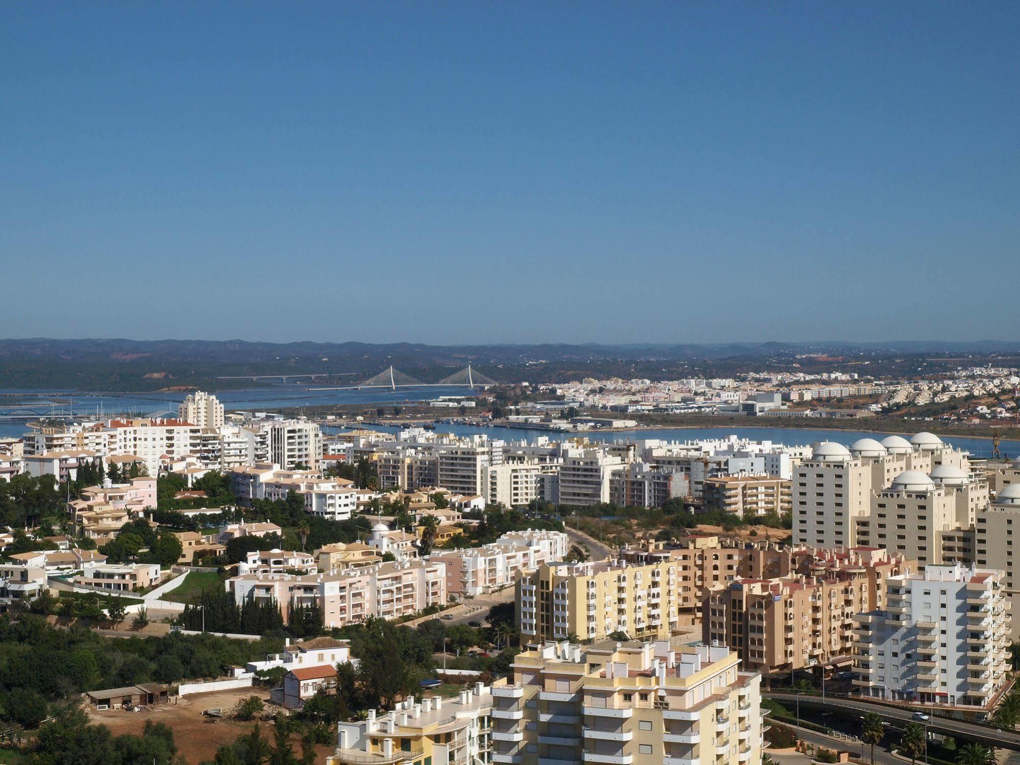 Aparthotel Jardins Da Rocha 3*