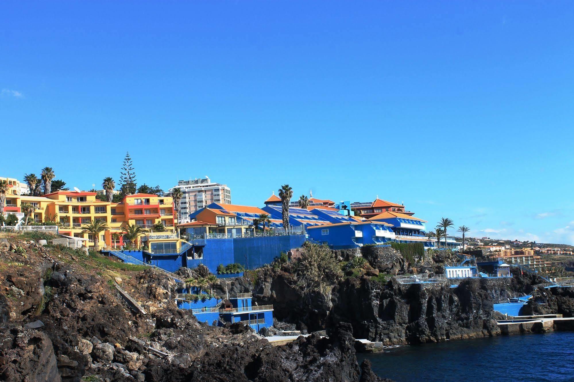 Cais Da Oliveira Canico (Madeira)